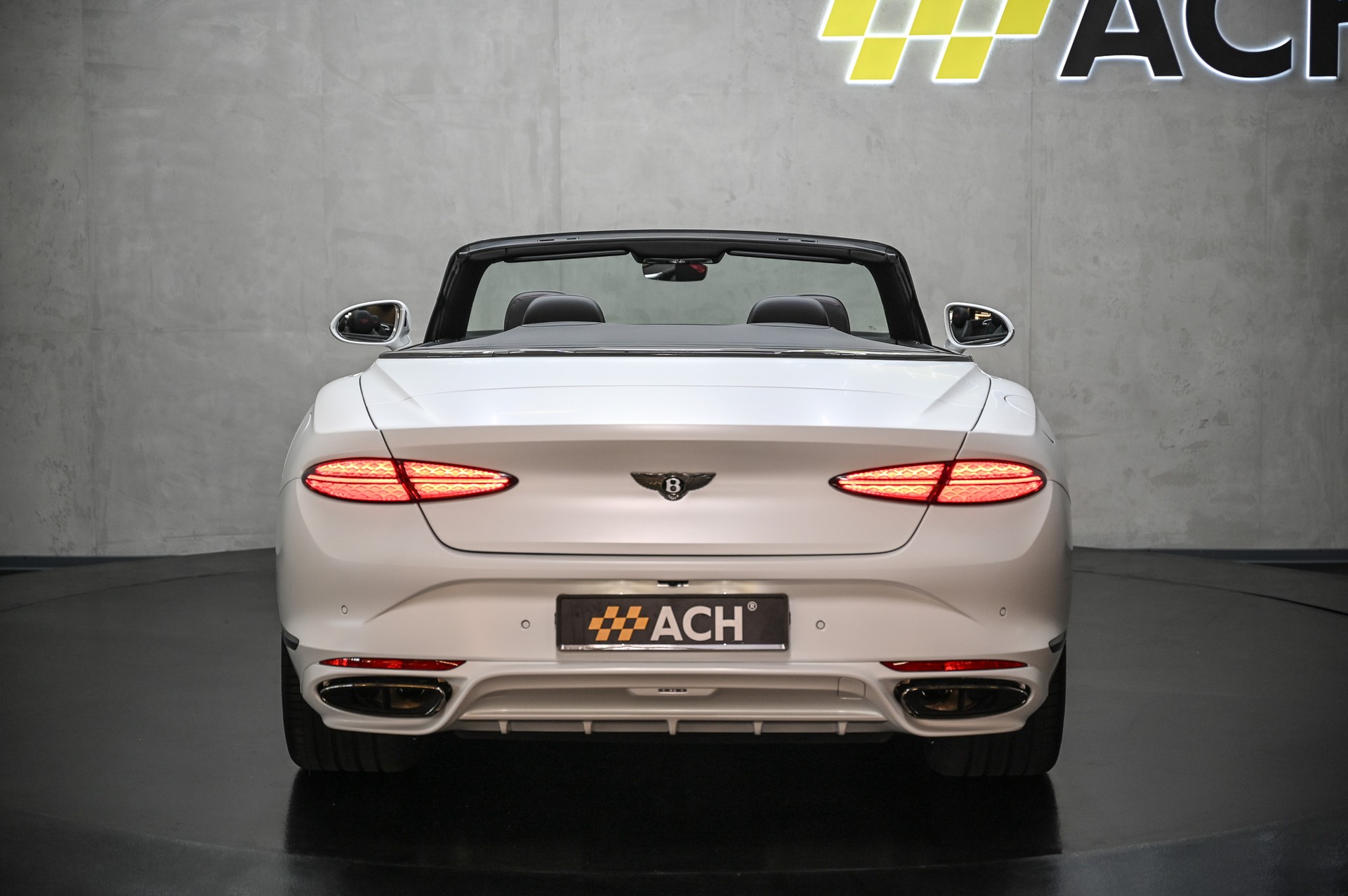 BENTLEY Continental GTC 4.0 V8 Hybrid Speed First Edition-image-10