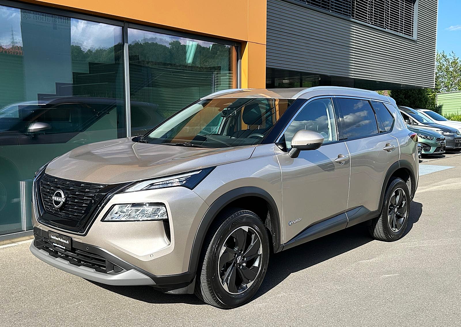 NISSAN X-Trail 1.5 VC-T N-Connecta e-4orce 7Plätzer-showroom-element-1
