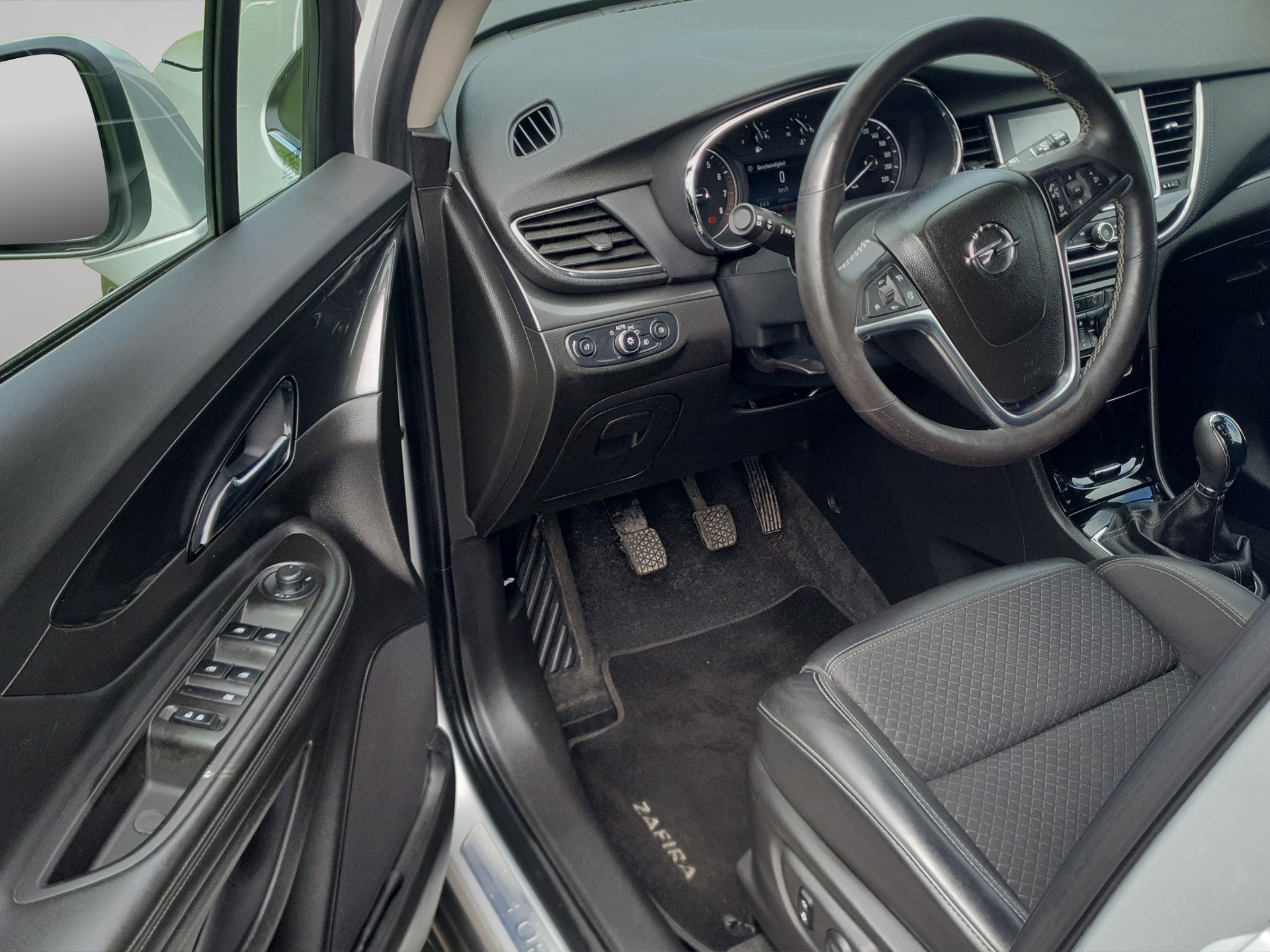 OPEL Mokka X 1.4i 16V Turbo Excellence 4WD-image-9
