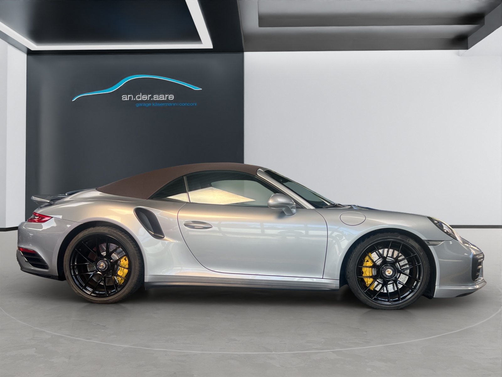PORSCHE 911 Turbo Cabrio PDK-showroom-element-3
