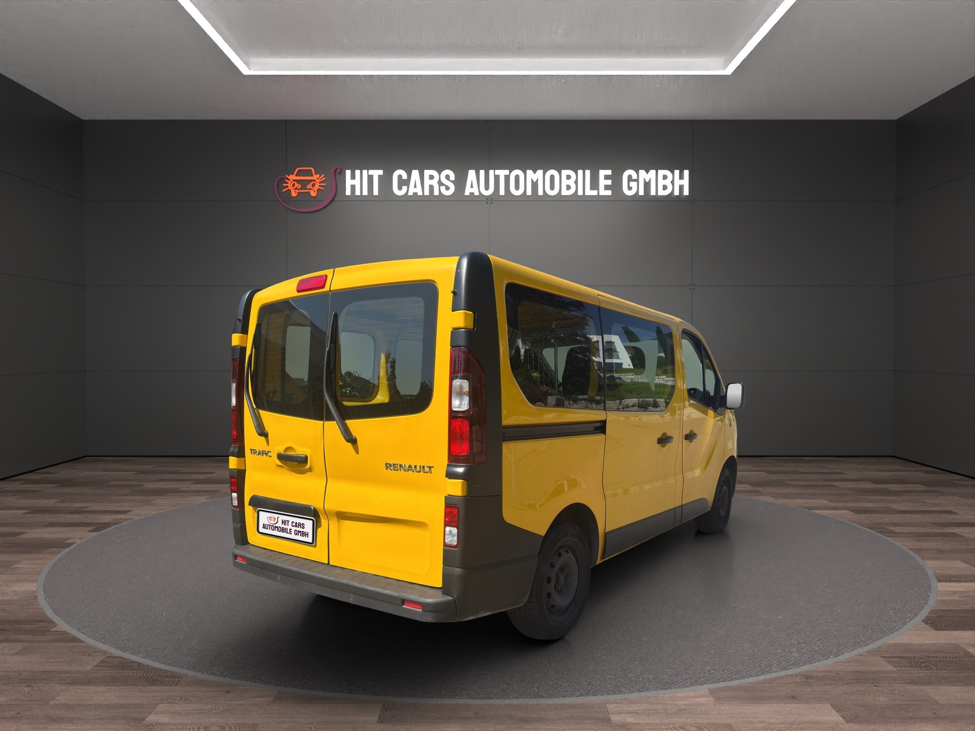 RENAULT TRAFIC-image-4