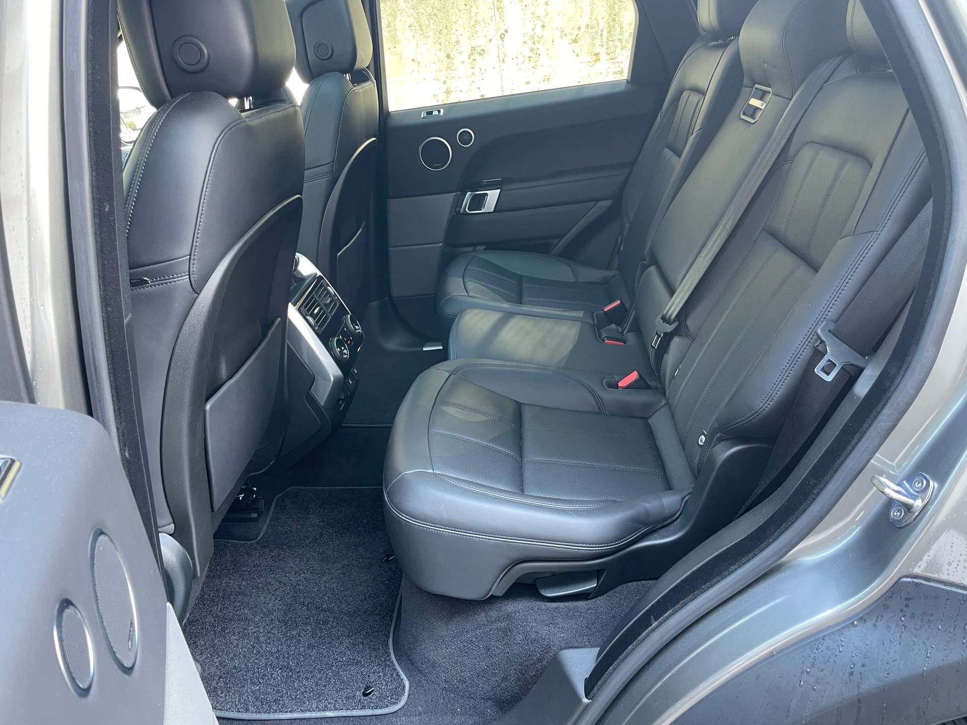 LAND ROVER Range Rover Sport 3.0 SDV6 HSE Dynamic-image-12