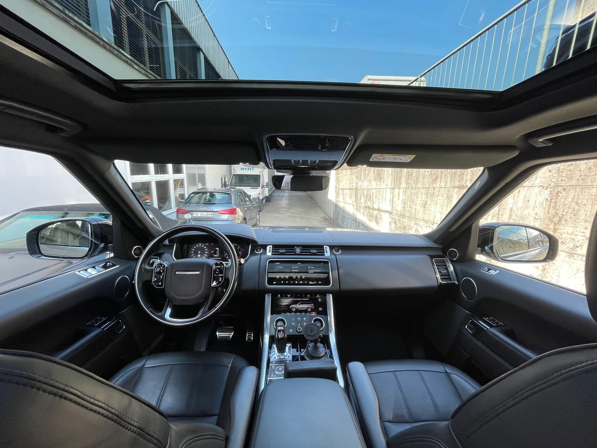 LAND ROVER Range Rover Sport 3.0 SDV6 HSE Dynamic-image-9