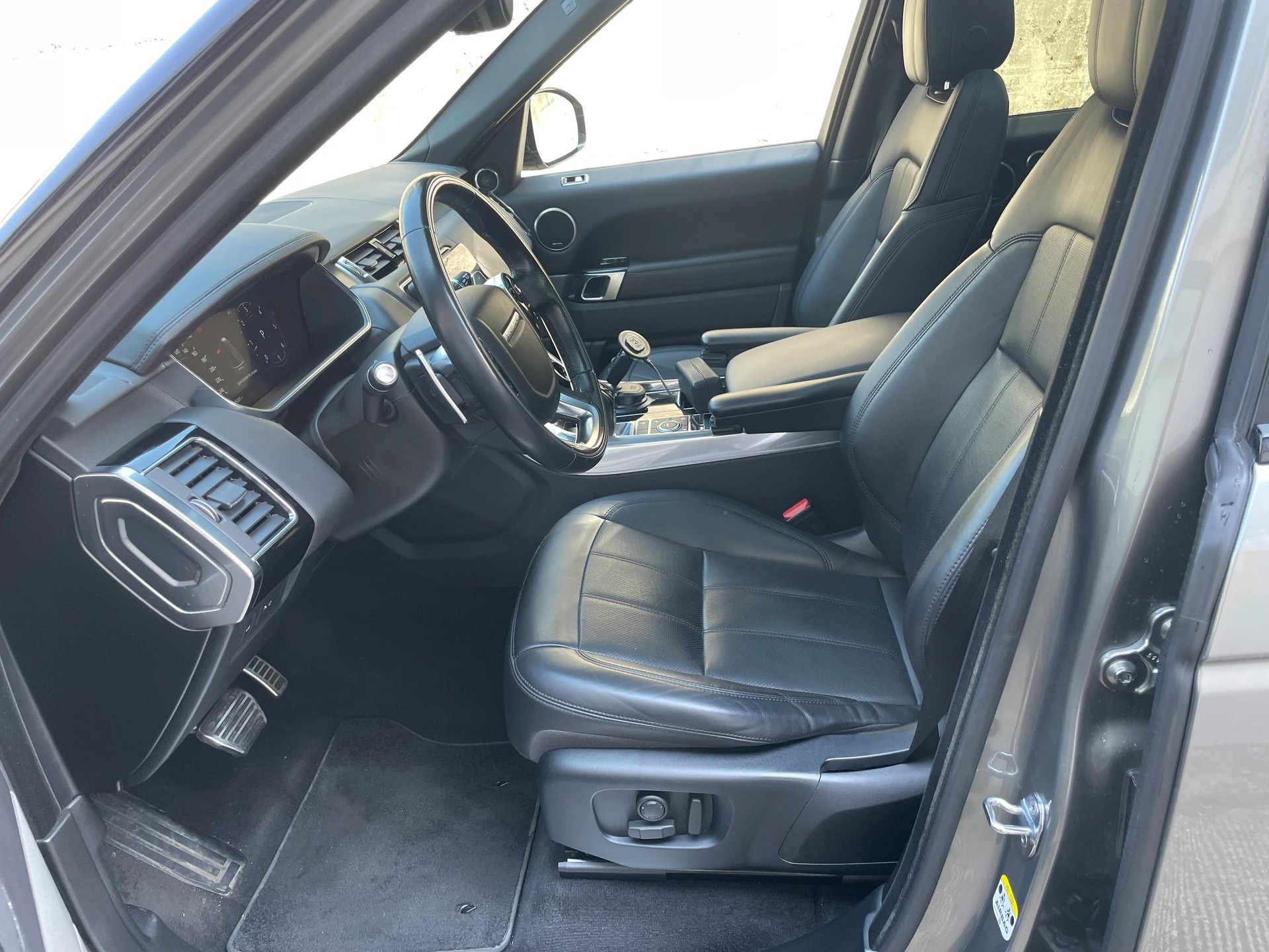 LAND ROVER Range Rover Sport 3.0 SDV6 HSE Dynamic-image-11