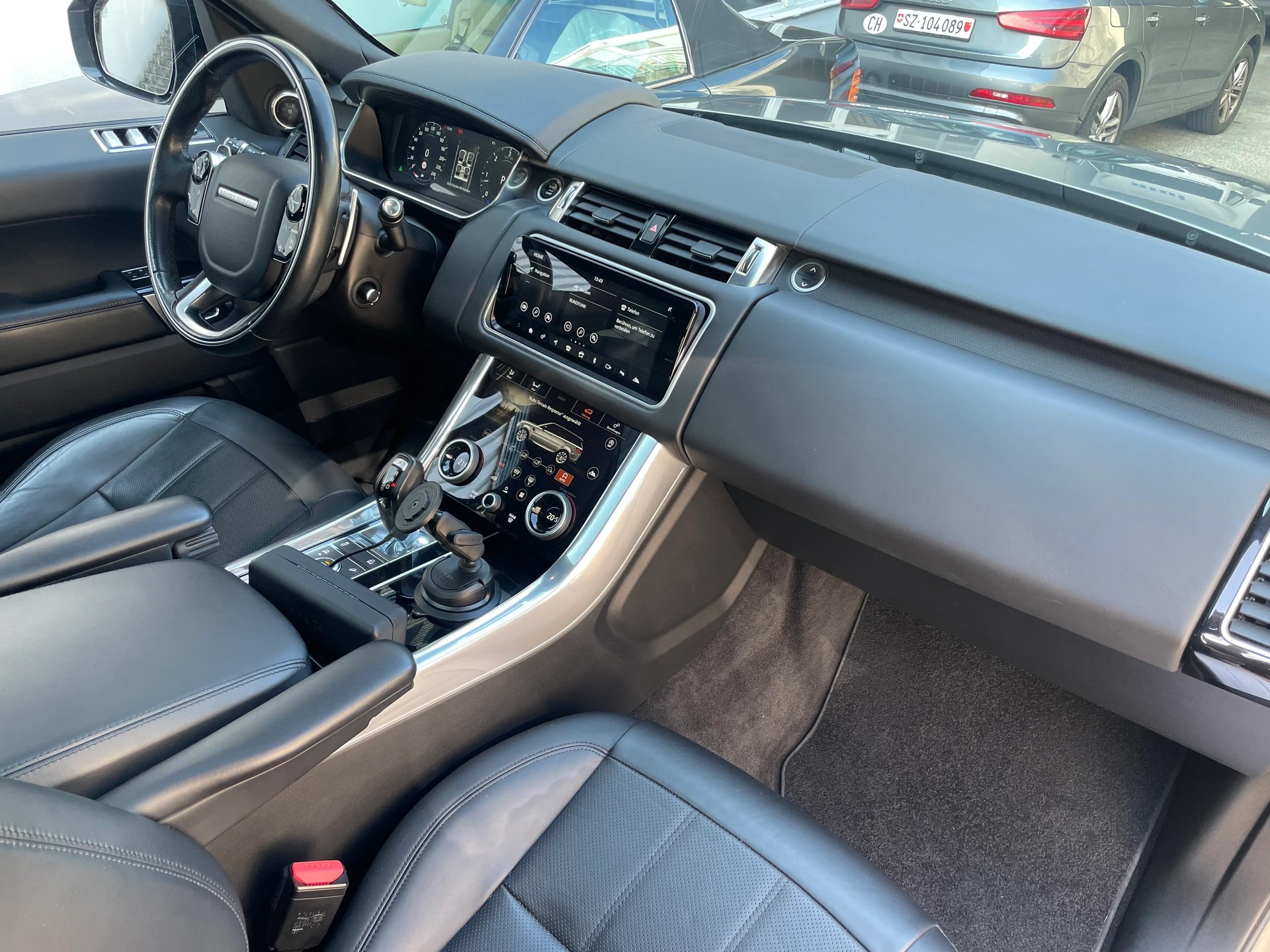 LAND ROVER Range Rover Sport 3.0 SDV6 HSE Dynamic-image-10