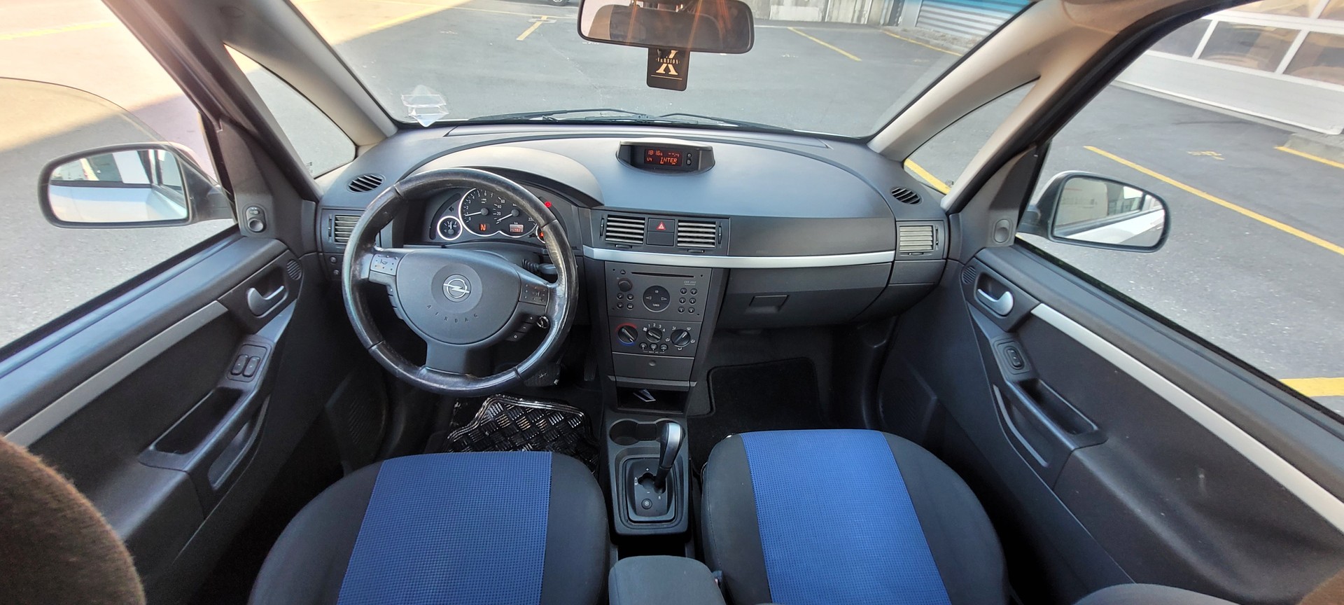 OPEL Meriva 1.6i 16V Enjoy-image-7