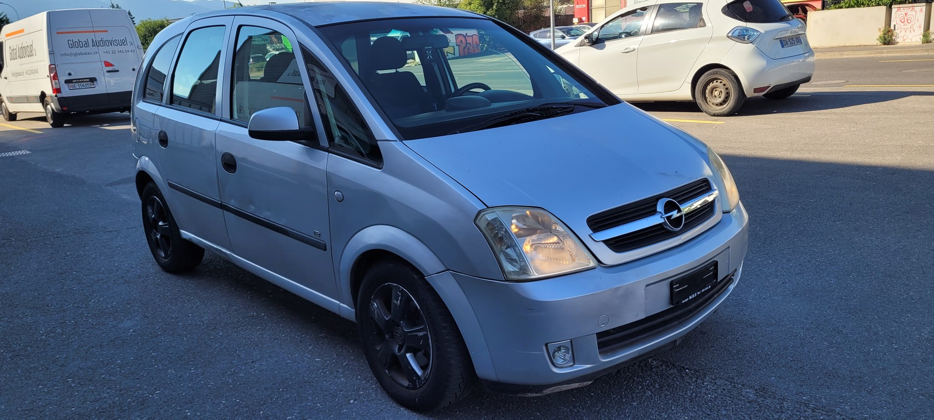 OPEL Meriva 1.6i 16V Enjoy-image-2