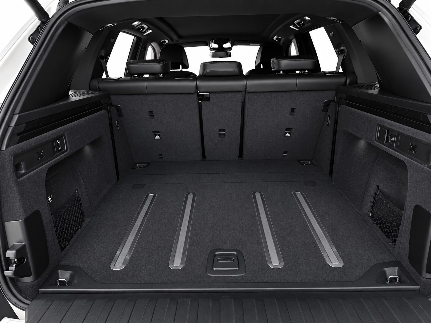 BMW X5 30d xDrive SAG M-Sport CH FAHRZEUG-image-18