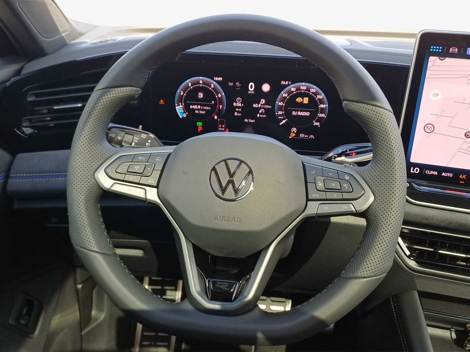 VW Tiguan 2.0 TSI DSG R-Line United 4Motion-image-9