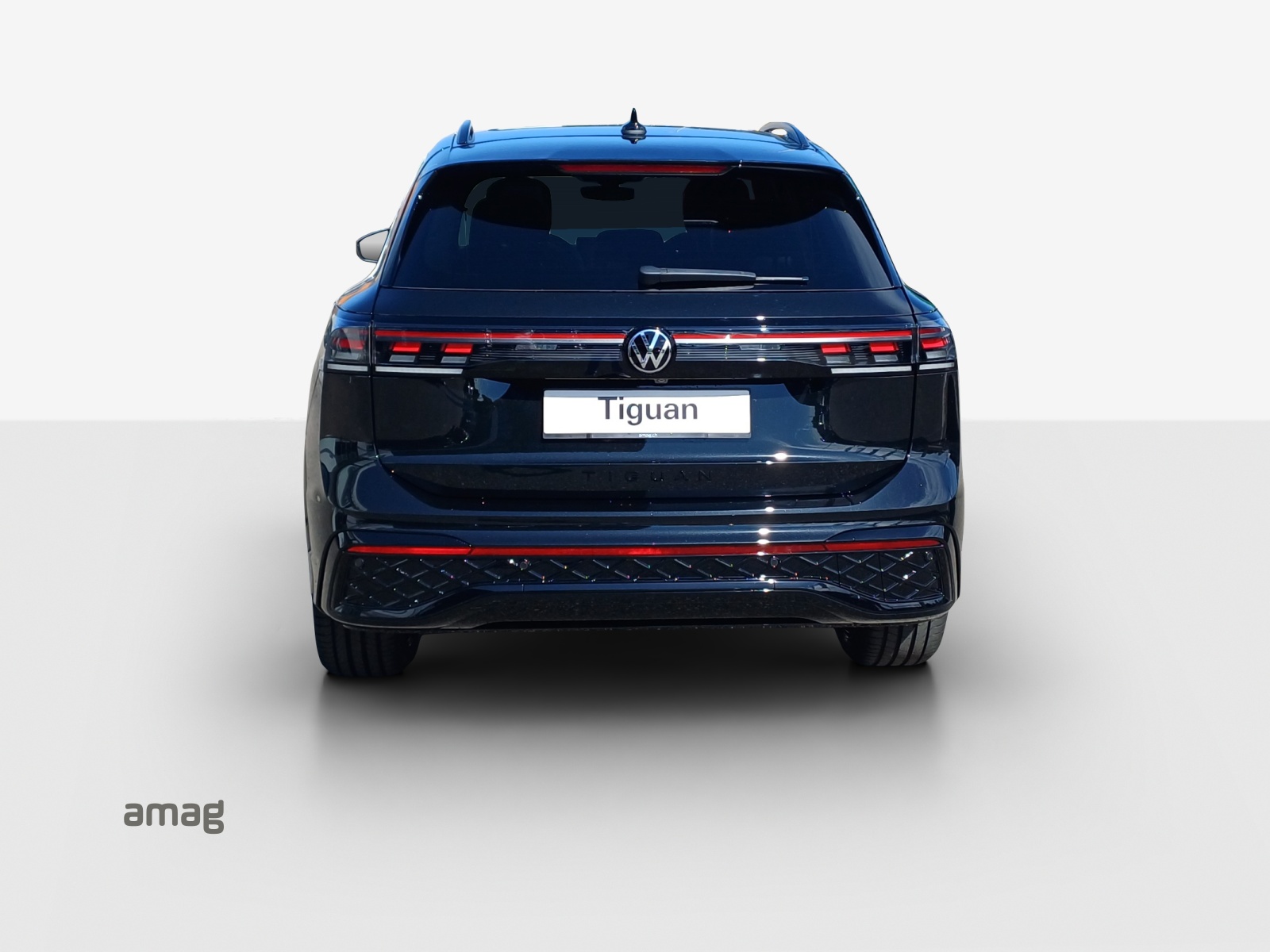 VW Tiguan 2.0 TSI DSG R-Line United 4Motion-showroom-element-3