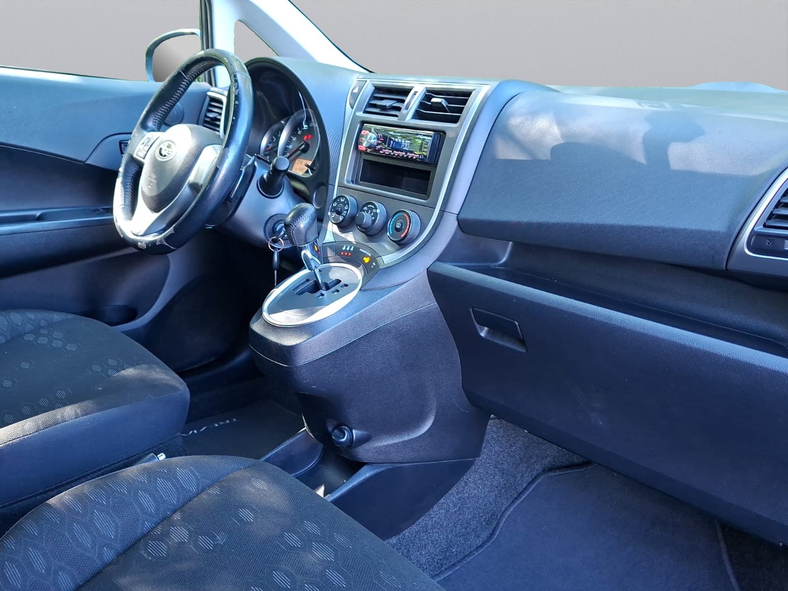 SUBARU Trezia 1.4D Swiss Automatic-image-11