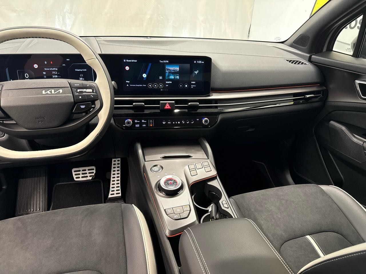 KIA Sportage 1.6T-GDi PHEV GT-Line 4x4 A-image-6