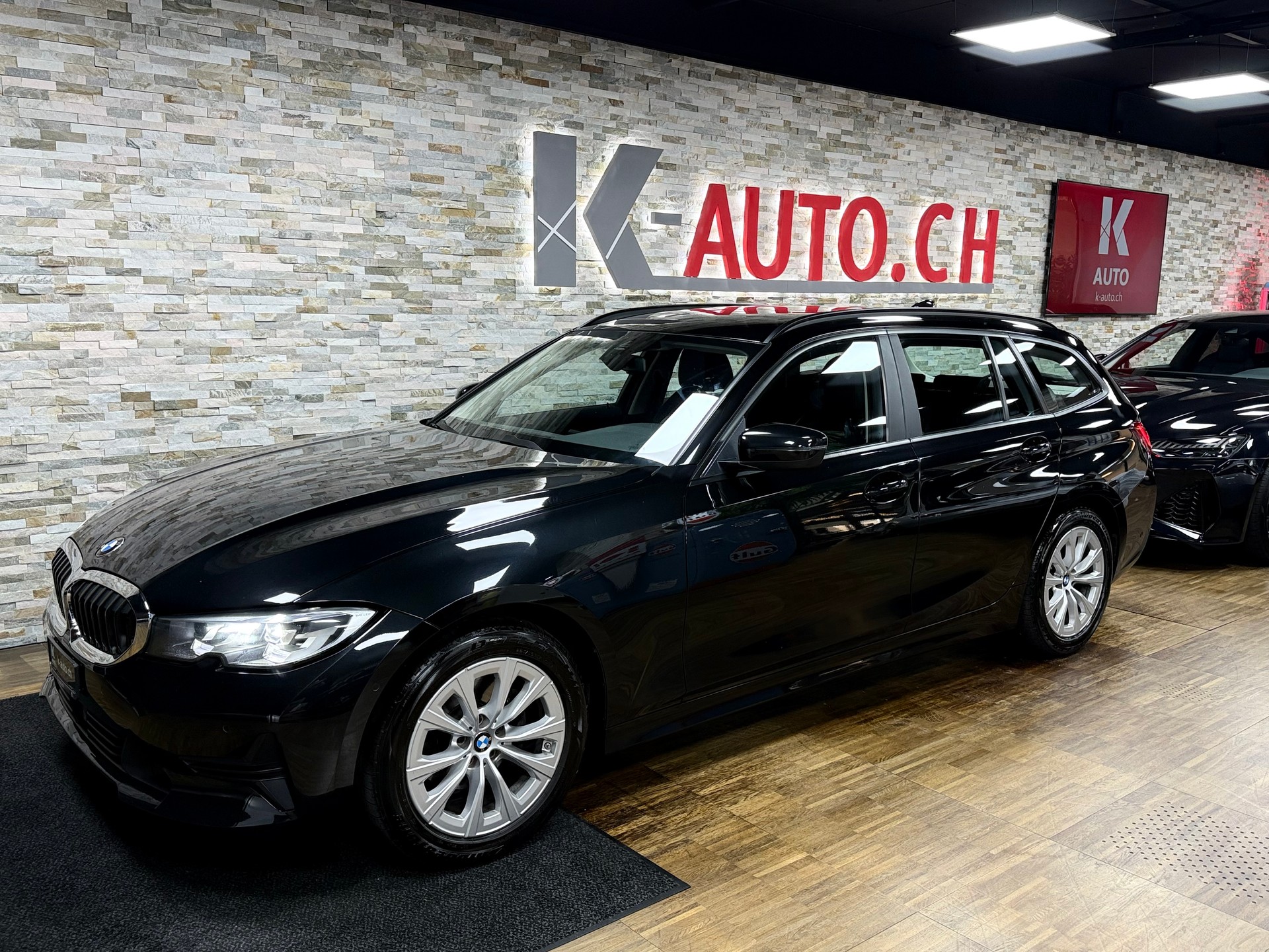 BMW 320d xDrive 48V Touring Sport Line Steptronic