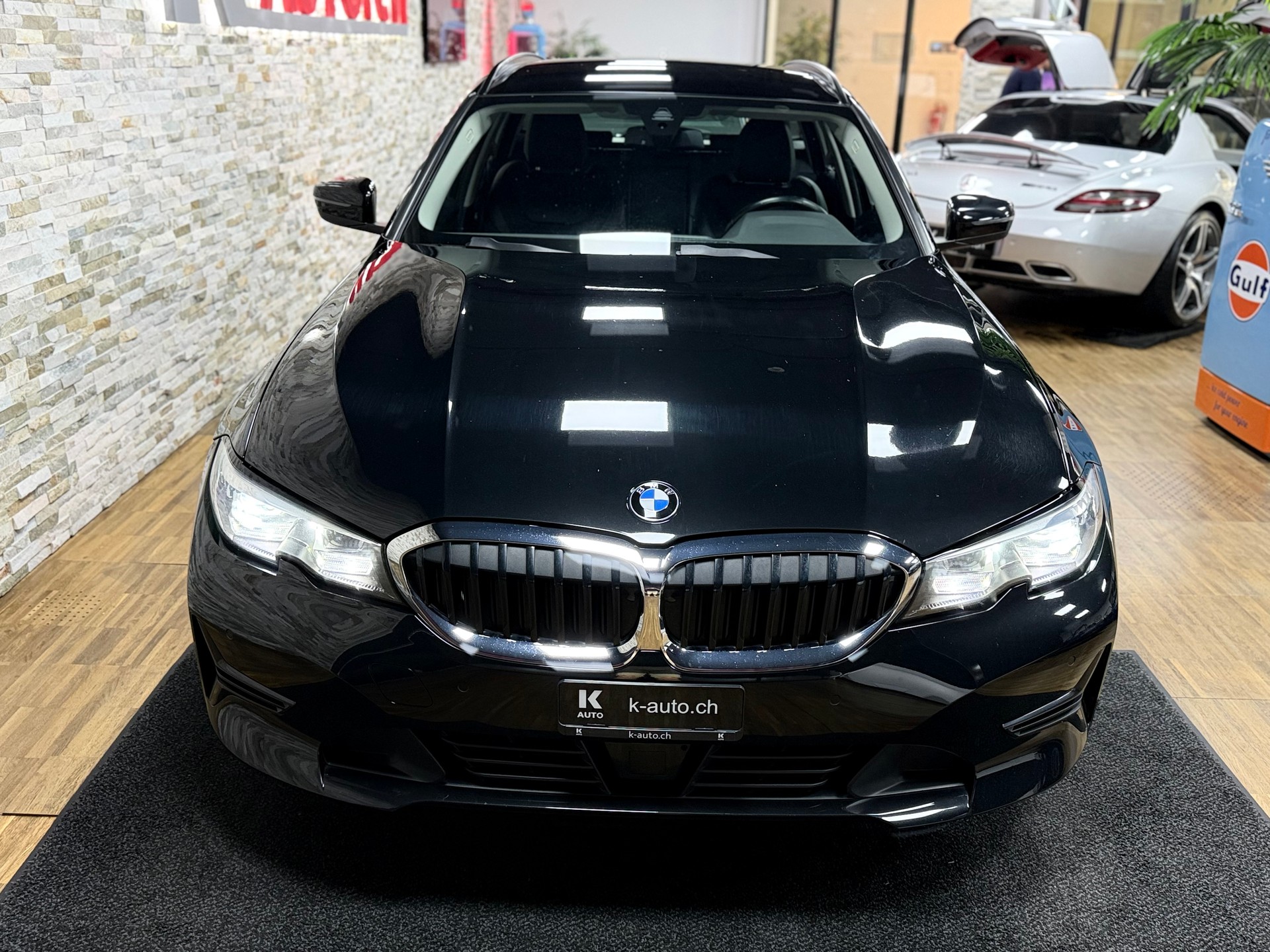 BMW 320d xDrive 48V Touring Sport Line Steptronic-image-4