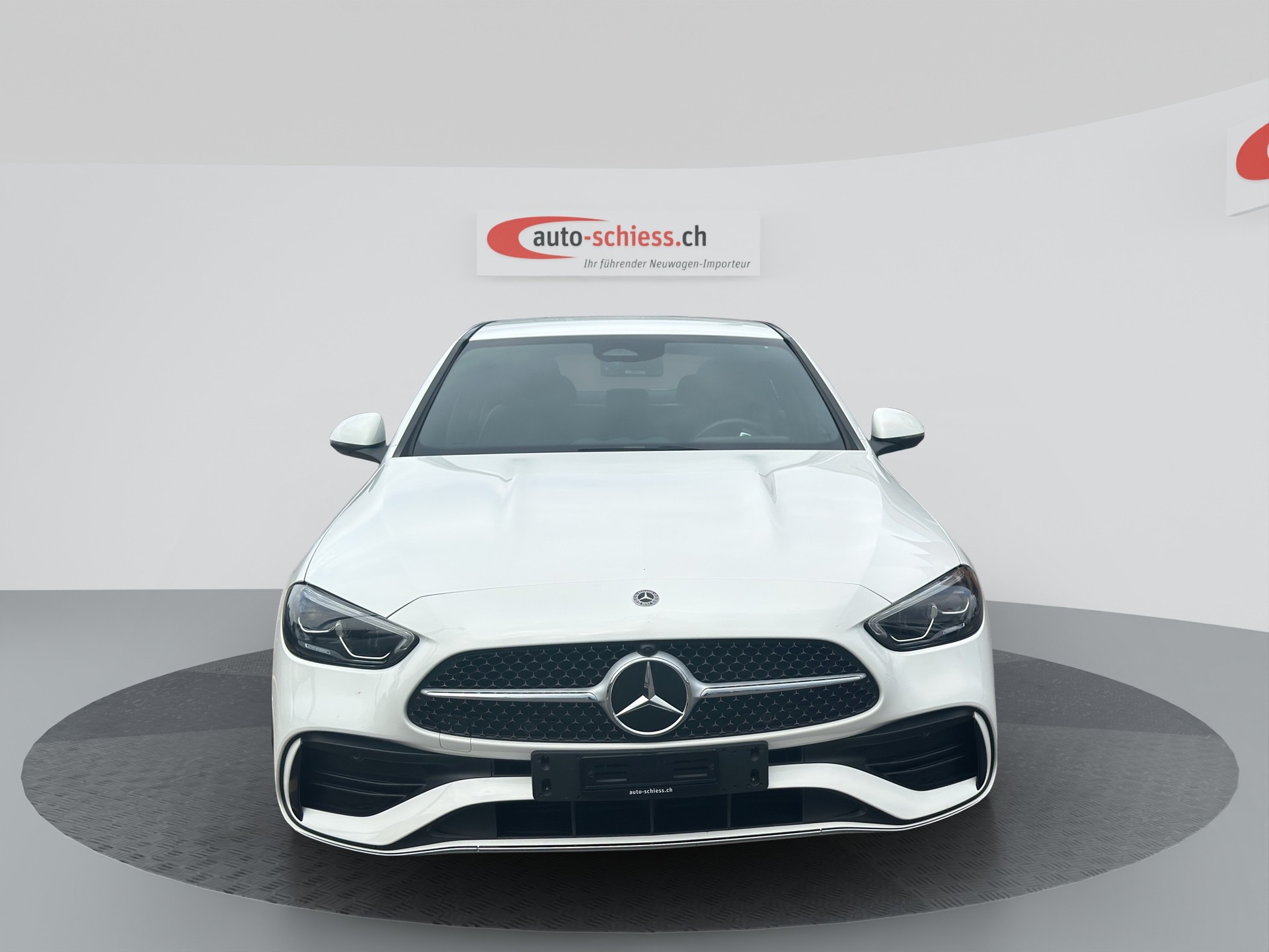 MERCEDES-BENZ C 200 AMG Line 4Matic-showroom-element-1