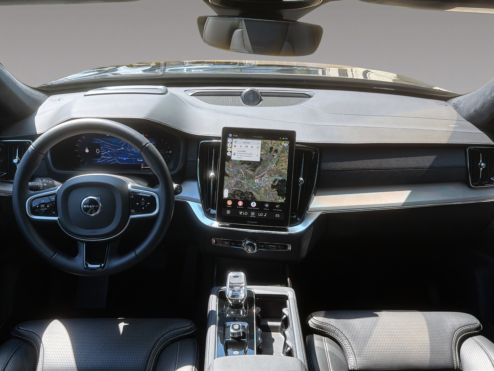 VOLVO XC90 2.0 T8 TE Black Edition eAWD-image-8
