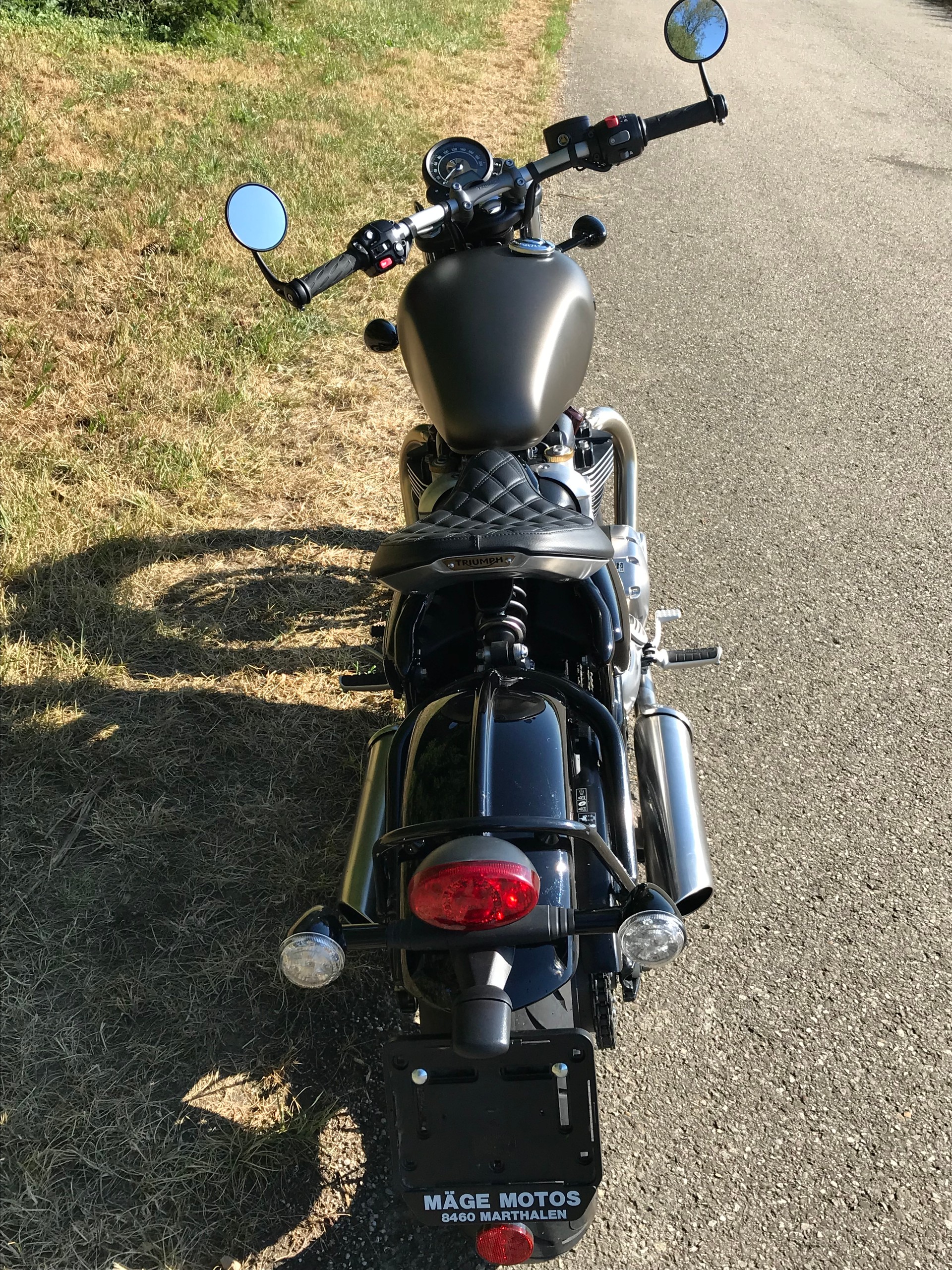 TRIUMPH Bonneville 1200 Bobber ABS-image-8