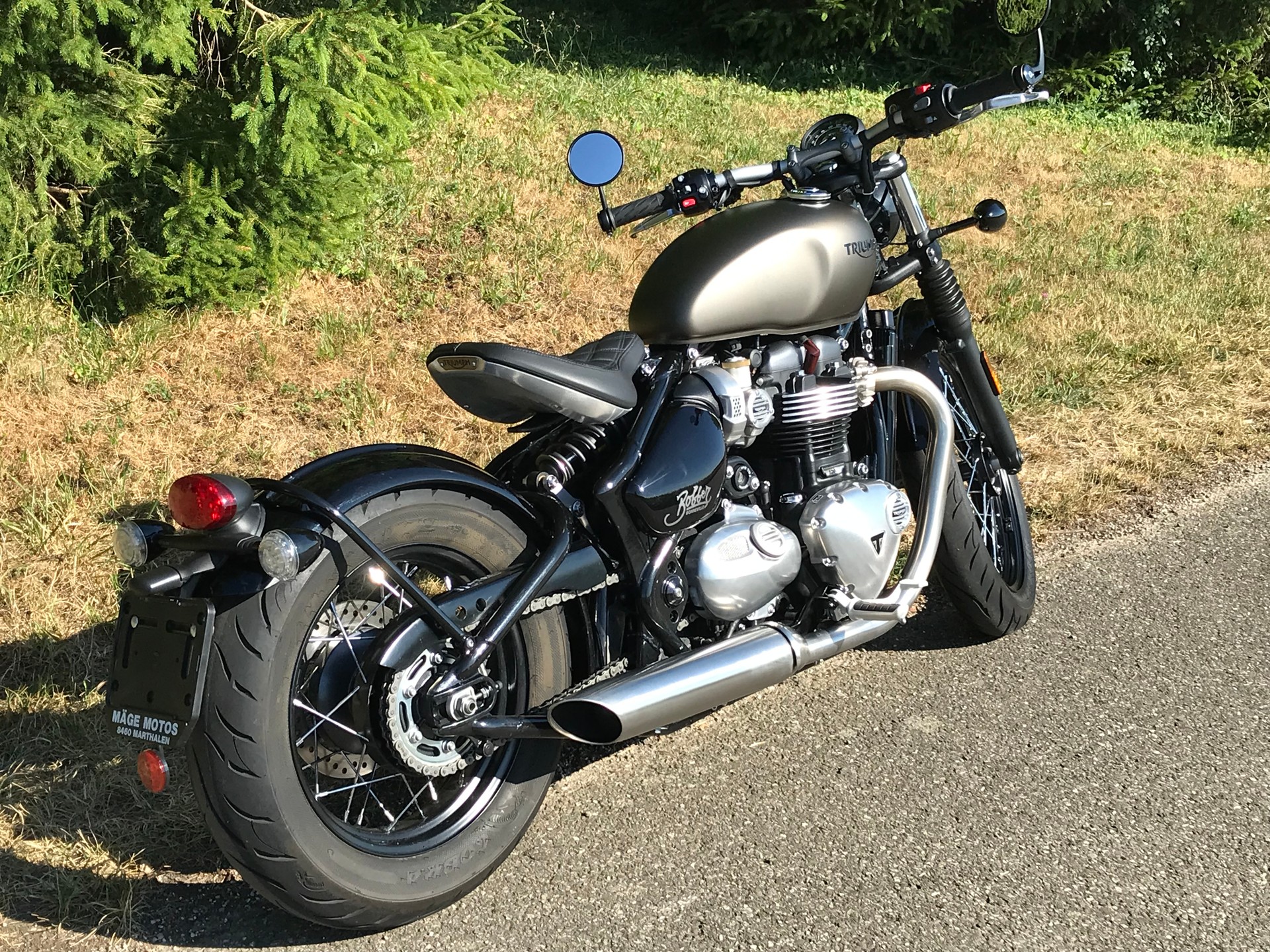 TRIUMPH Bonneville 1200 Bobber ABS-image-2