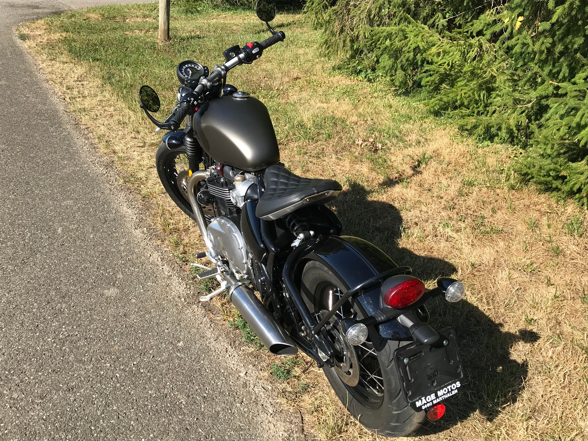 TRIUMPH Bonneville 1200 Bobber ABS-image-9