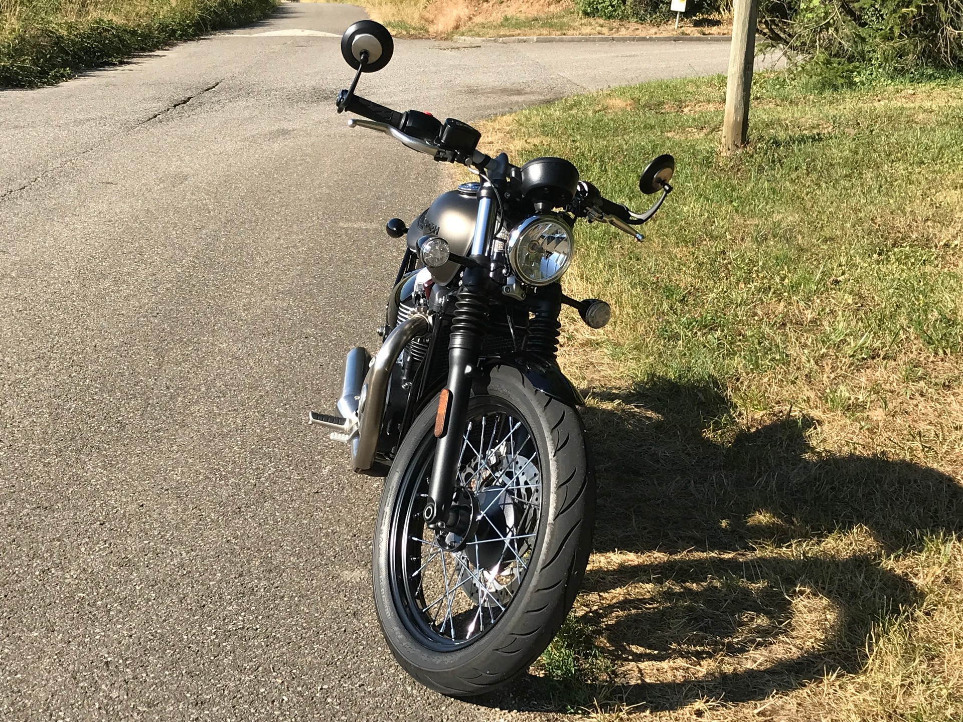TRIUMPH Bonneville 1200 Bobber ABS-image-4