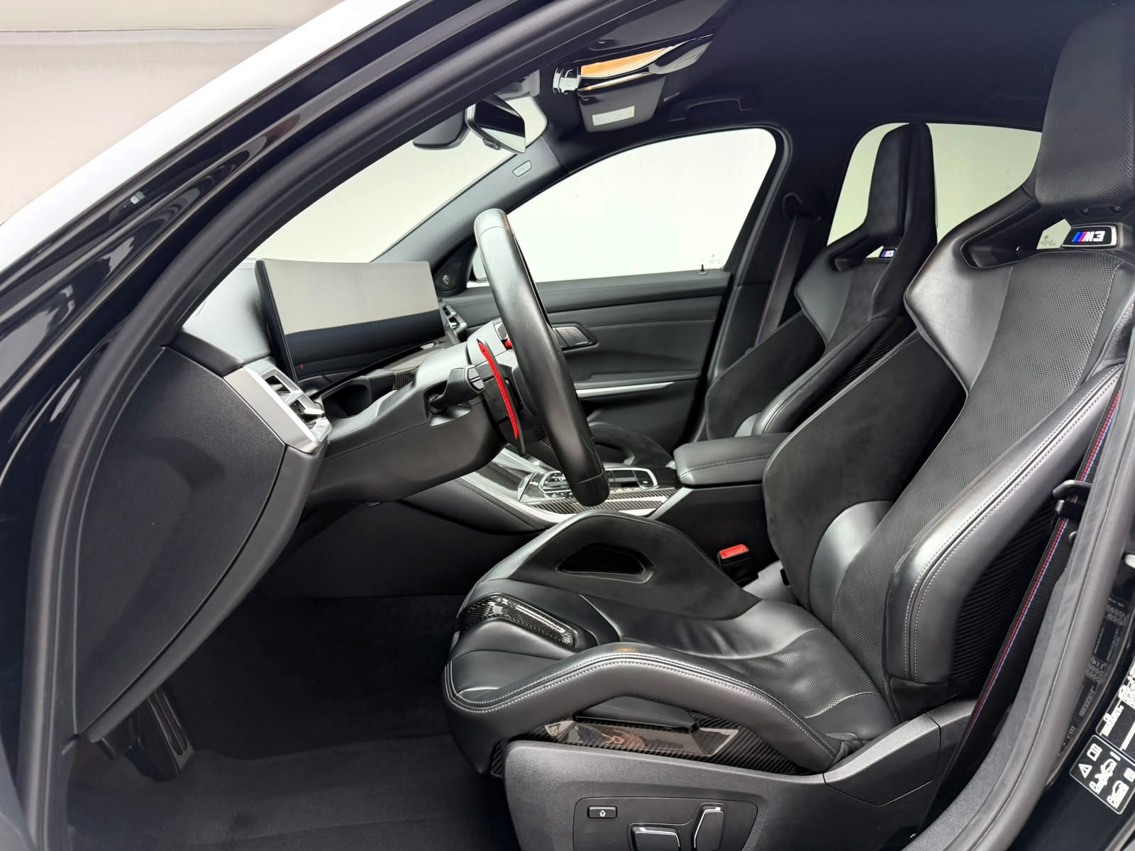 BMW M3 Competition M xDrive-image-10
