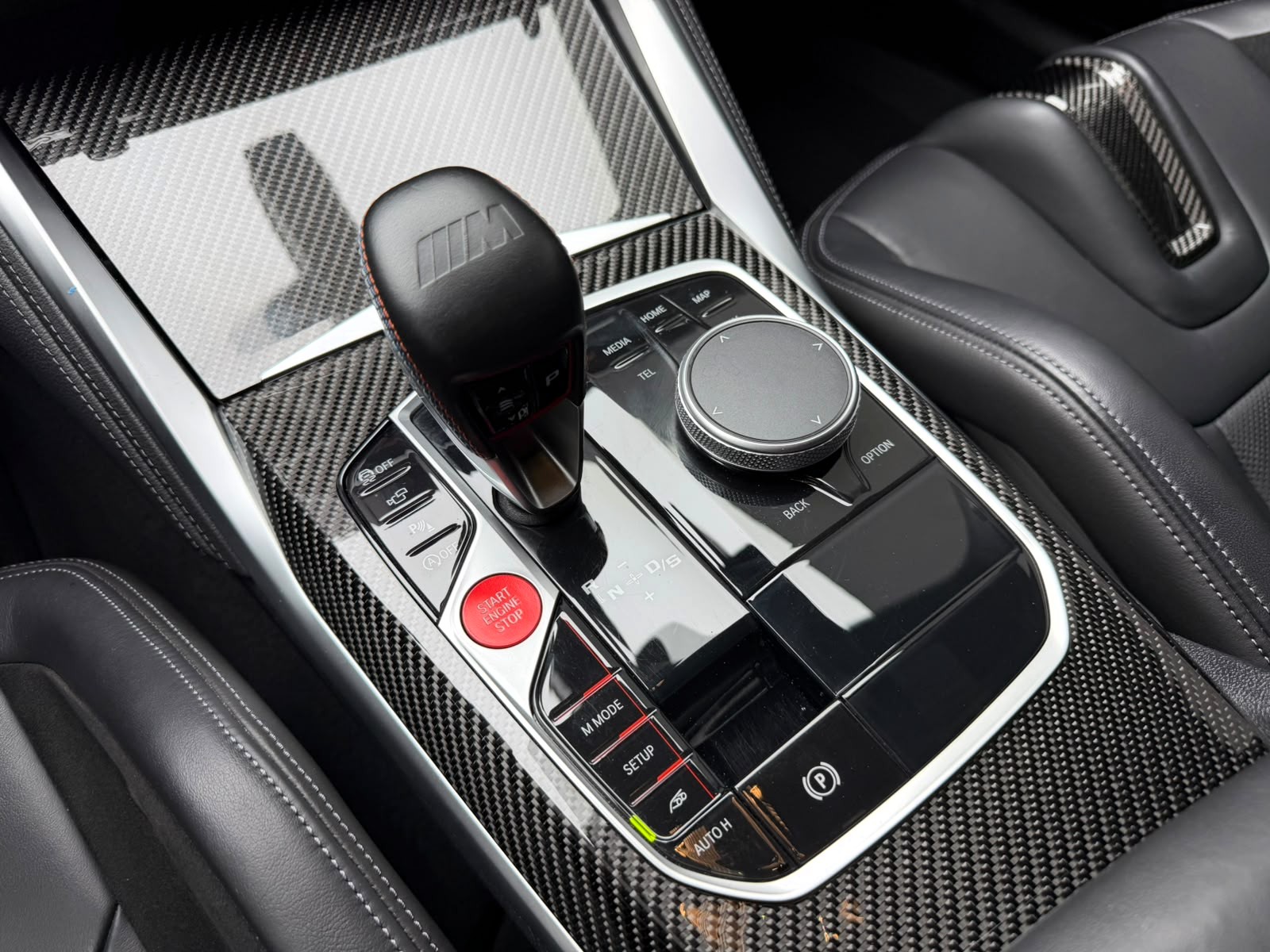 BMW M3 Competition M xDrive-image-16