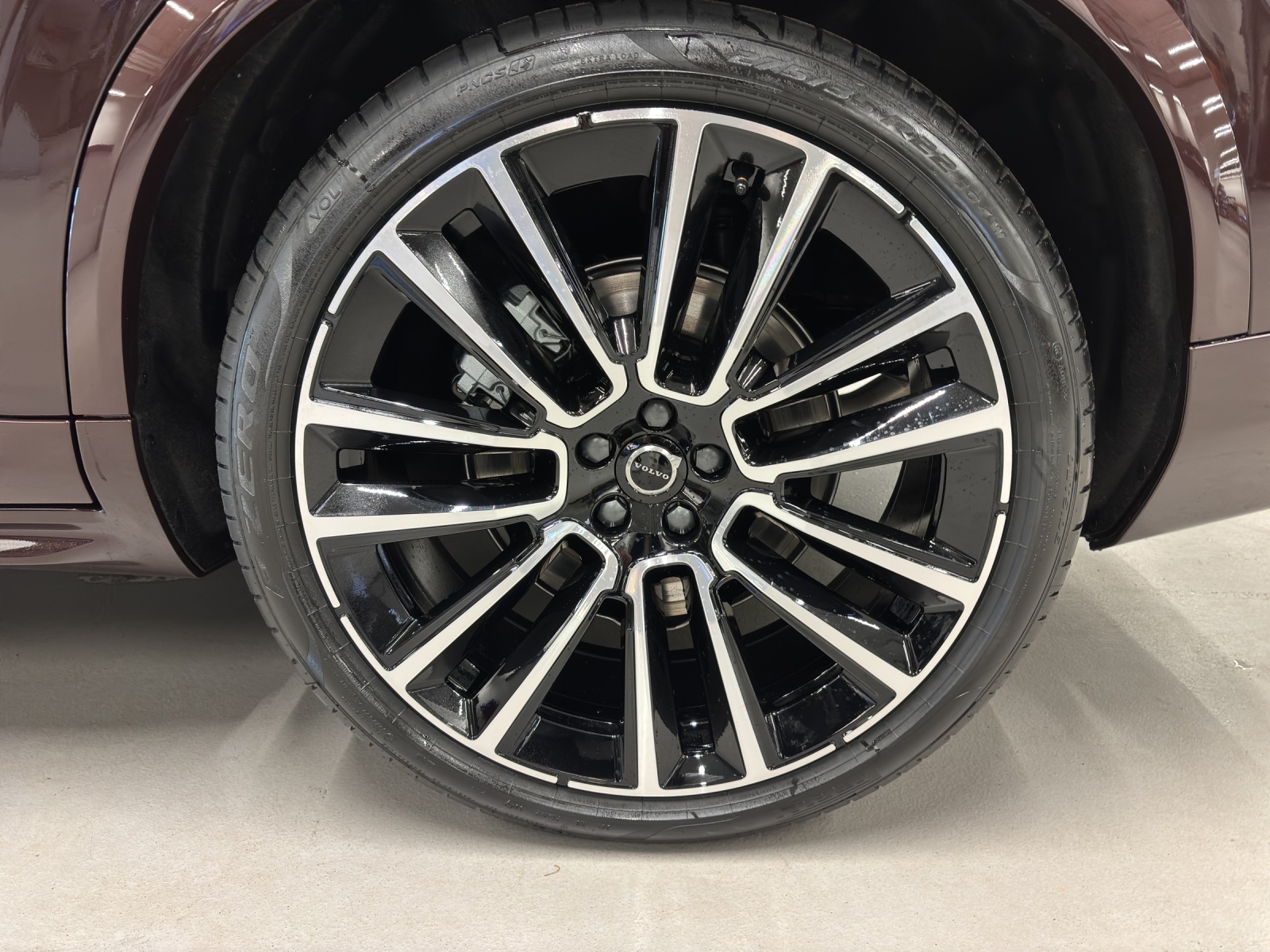 VOLVO XC90 2.0 T8 TE XCLUSIVE Edition Dark eAWD-image-15