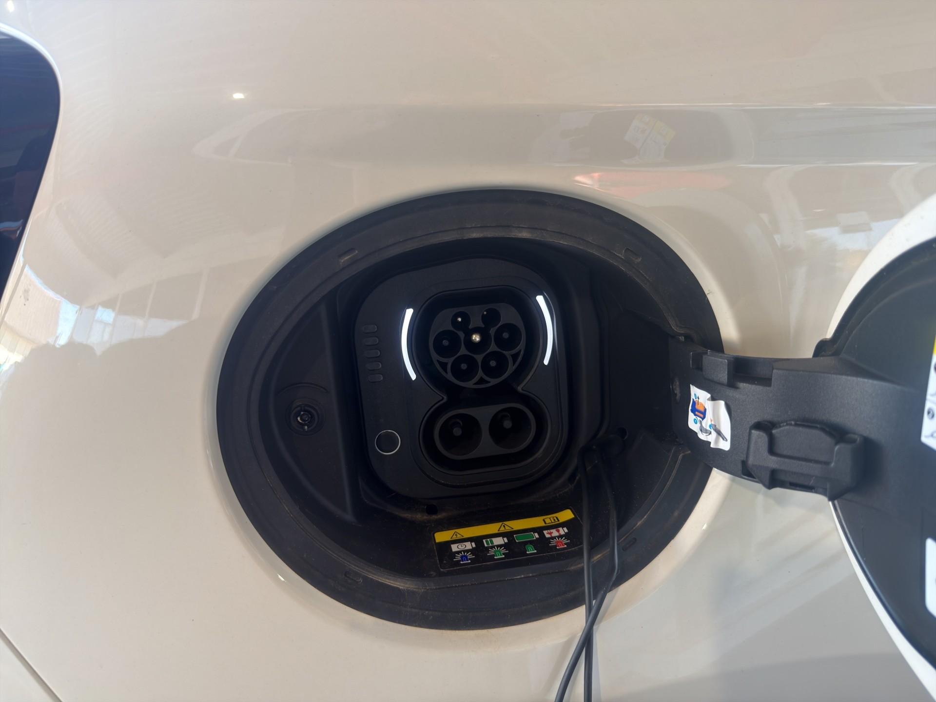 FIAT 500 Electric Cult 320KM-image-33