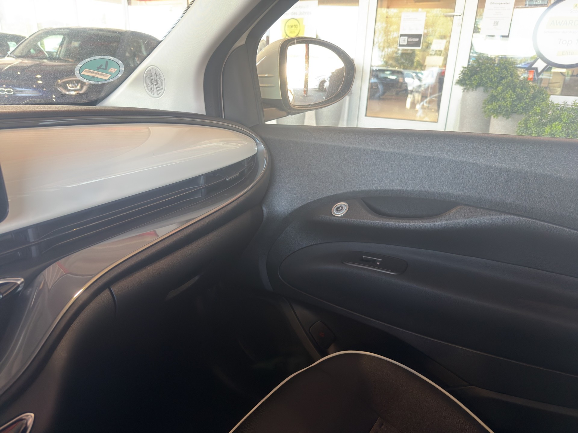 FIAT 500 Electric Cult 320KM-image-42