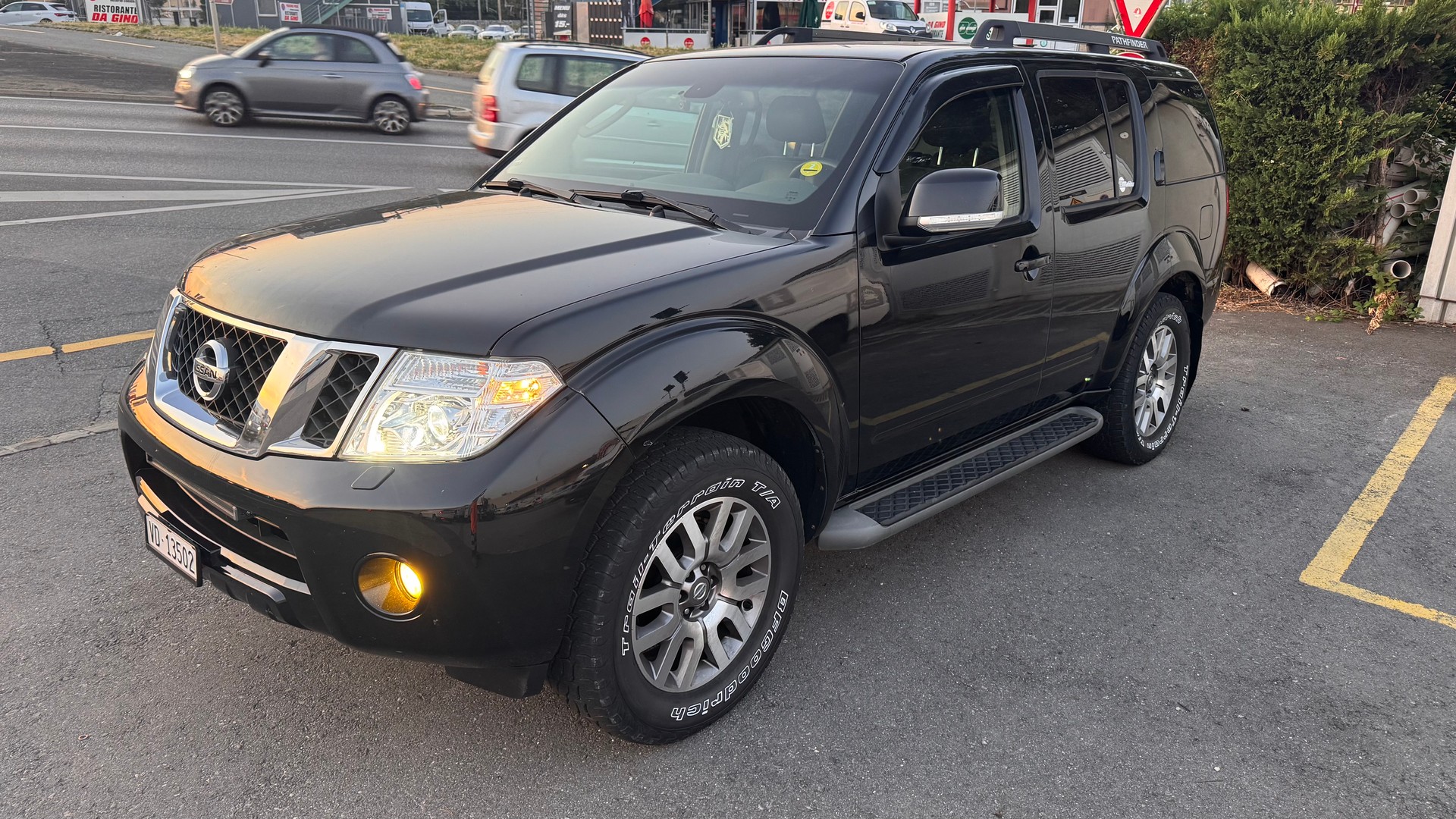 NISSAN 2.5 dCi LE