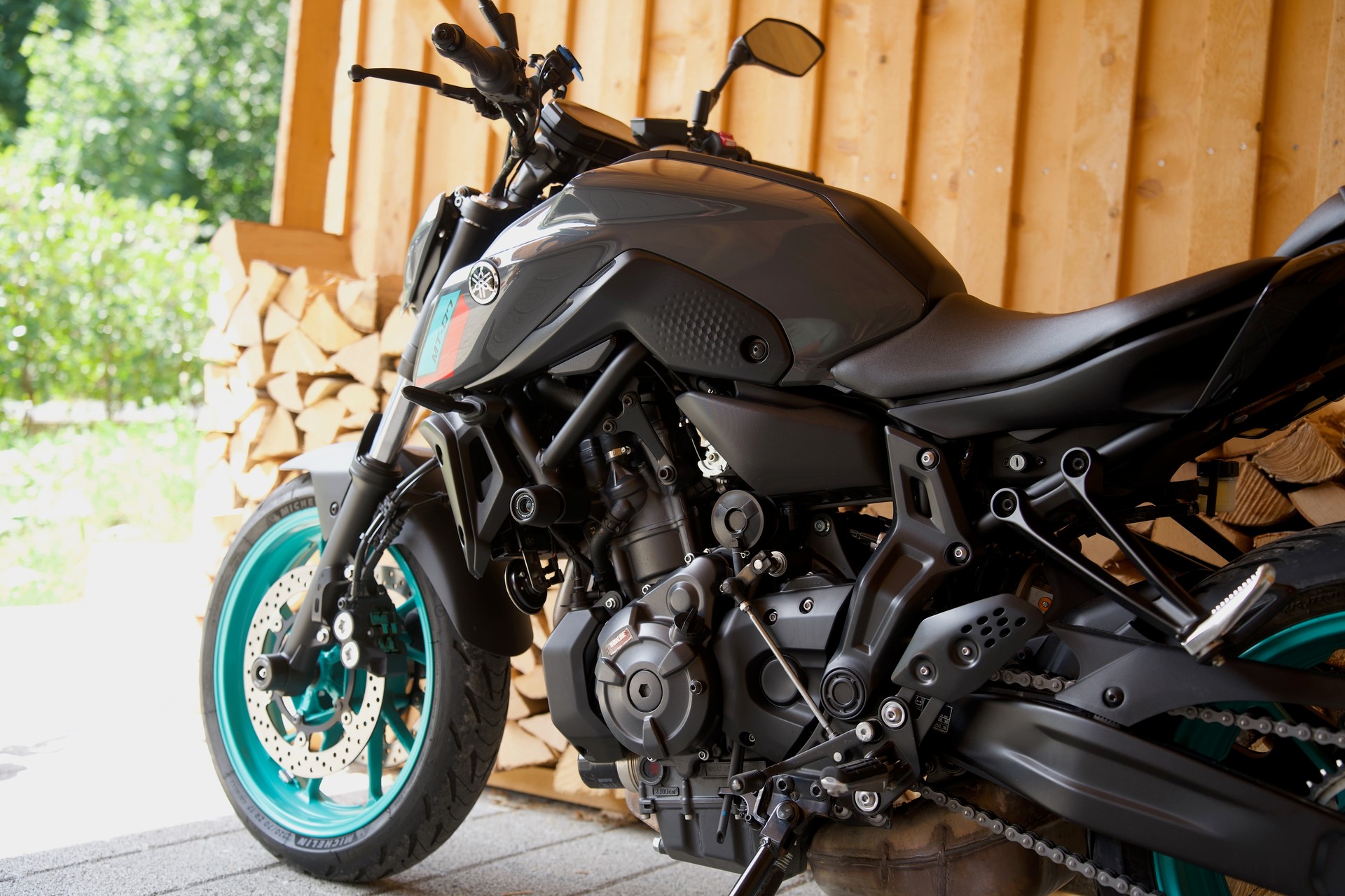 YAMAHA MT-07-image-3