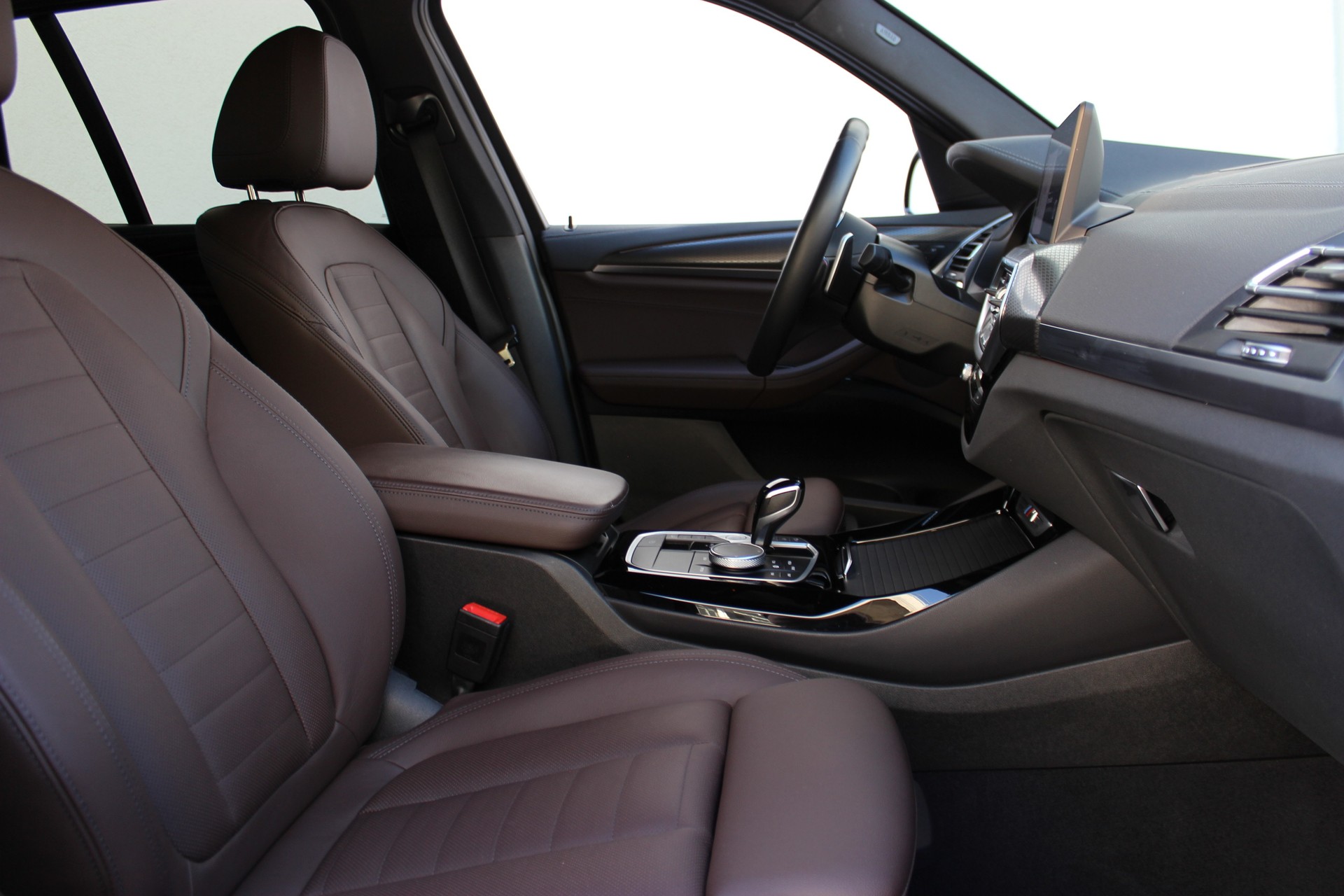 BMW X3 xDrive 48V M40d-showroom-element-3