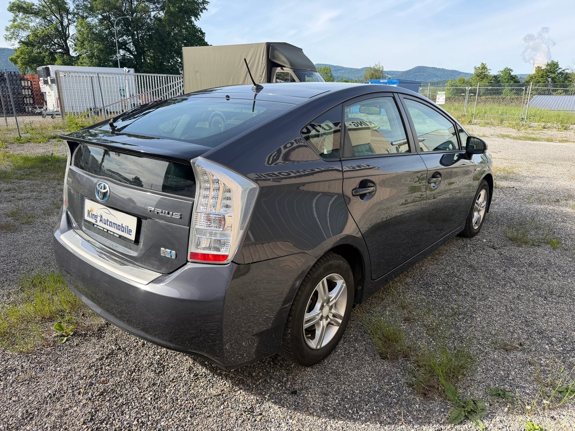 TOYOTA Prius 1.8 16V HSD Sol Premium | Frisch MFK | Leder | Solar Schiebedach-image-4