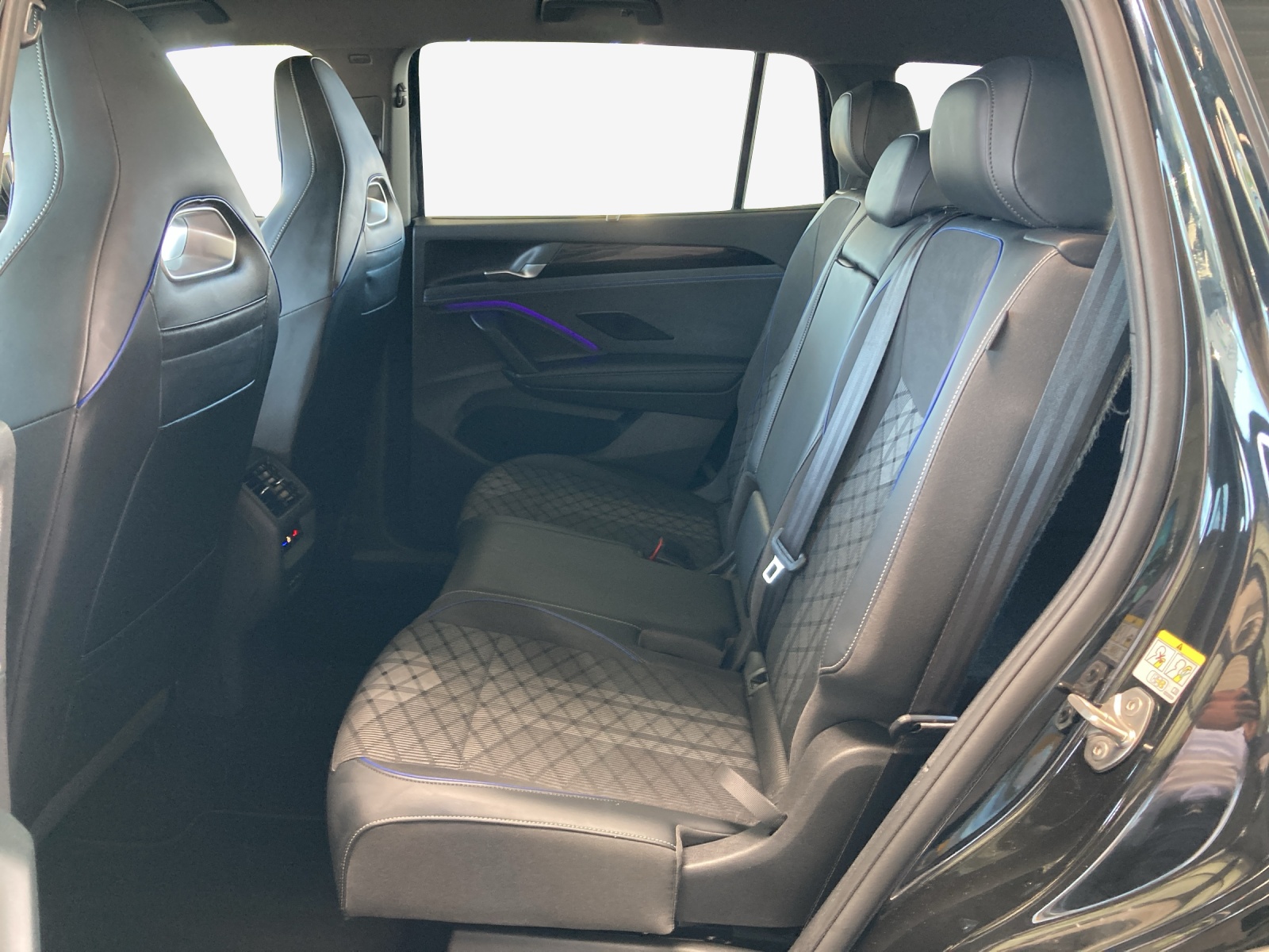VW Tayron 2.0 TSI R-Line DSG 4Motion-image-11