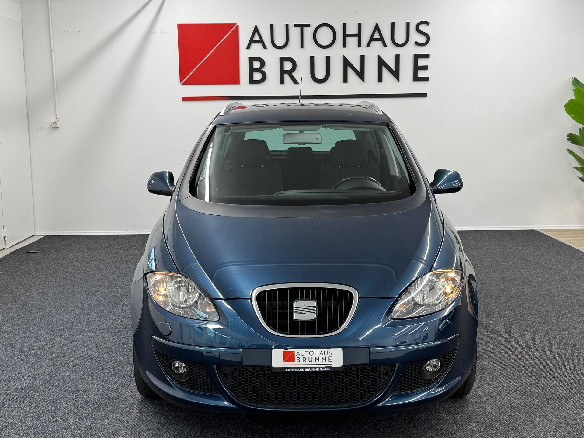 SEAT Altea XL 2.0 TDI Celebration DSG-showroom-element-1