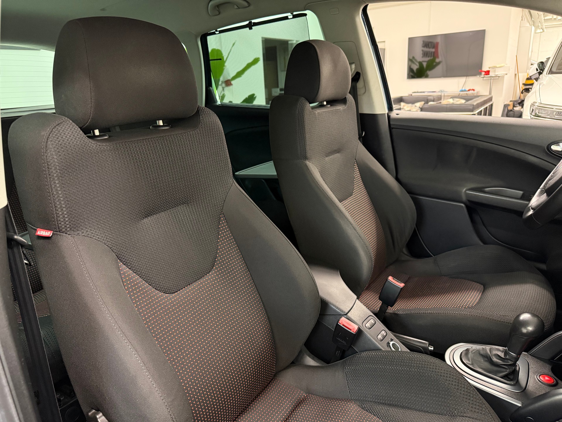 SEAT Altea XL 2.0 TDI Celebration DSG-image-14