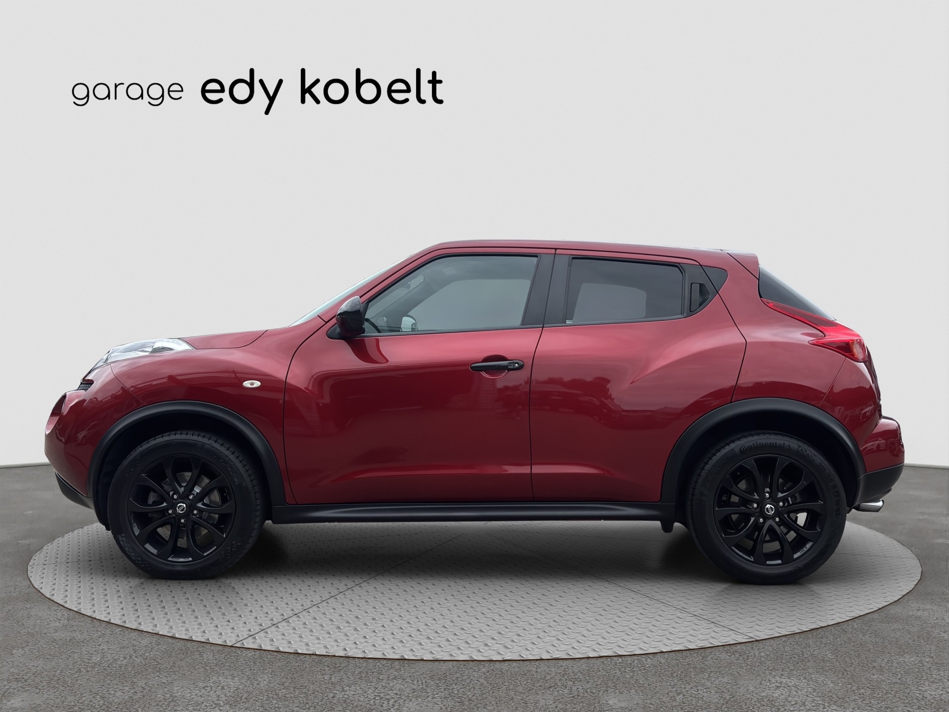 NISSAN Juke 1.6 DIG-T tekna-showroom-element-1