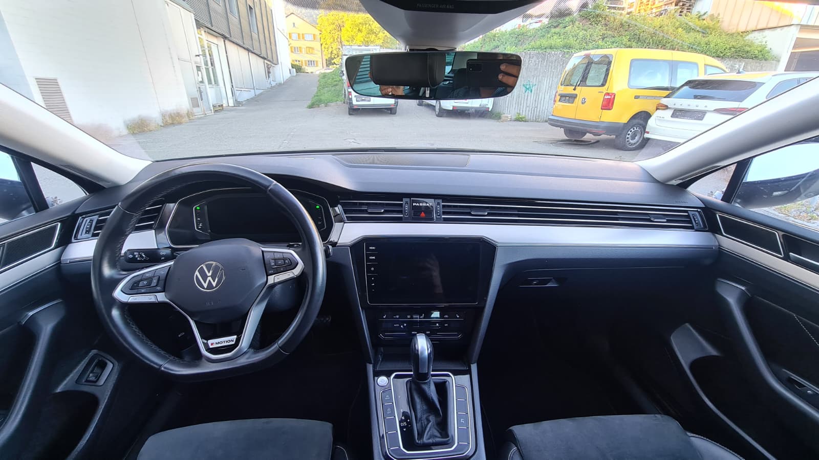 VW Passat 2.0 TDI BMT Elegance 4Motion DSG ** Leder ** Gr-Navi **RF-Kamera 360° ** Anh-Kupplung ** Frisch Ab MFK **-image-16