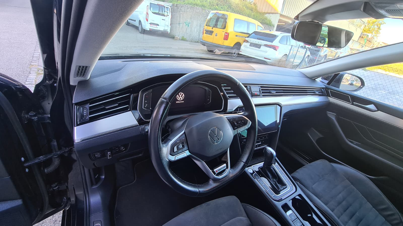 VW Passat 2.0 TDI BMT Elegance 4Motion DSG ** Leder ** Gr-Navi **RF-Kamera 360° ** Anh-Kupplung ** Frisch Ab MFK **-image-17