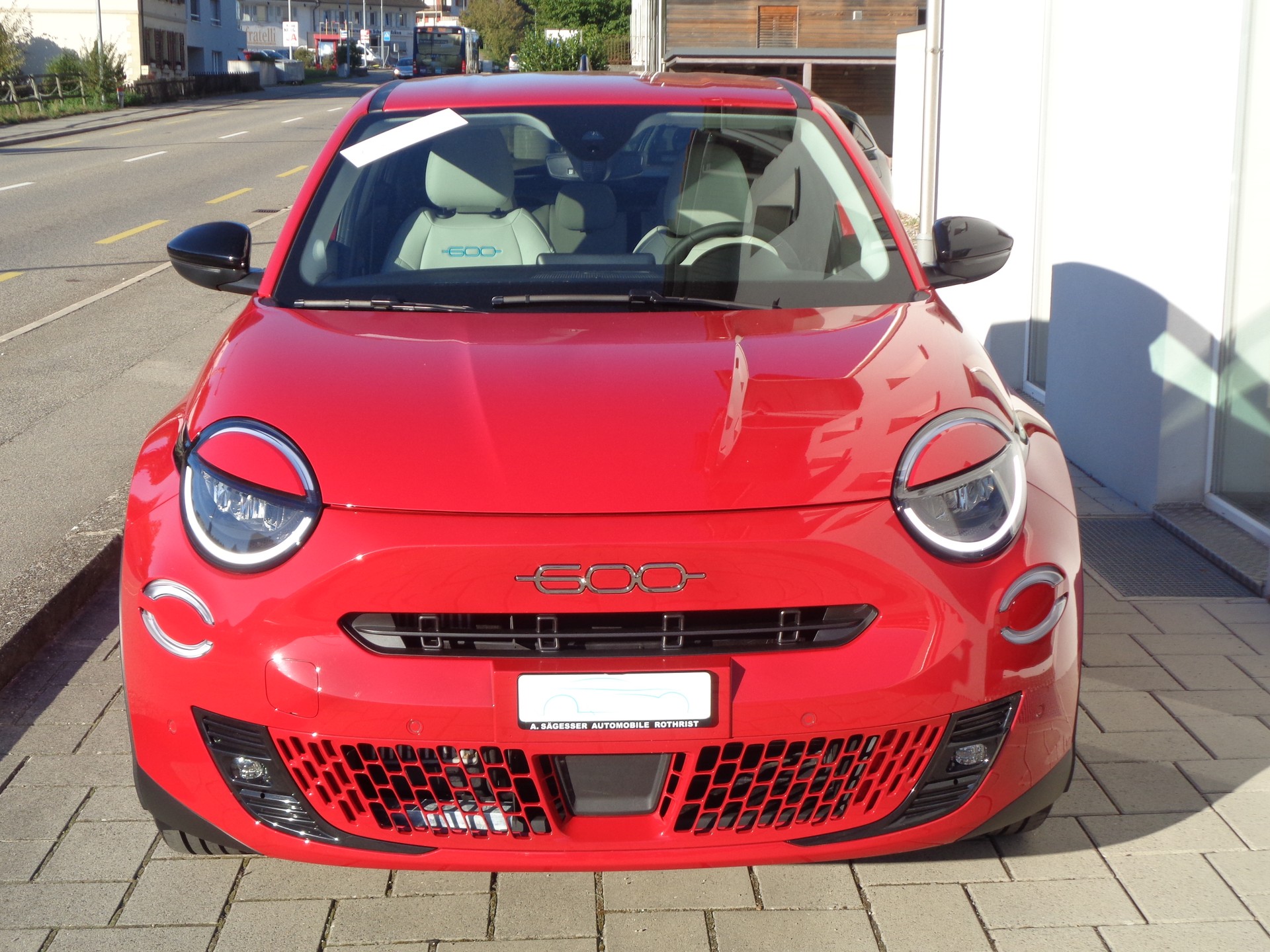 FIAT 600h MildHybrid La Prima-showroom-element-2