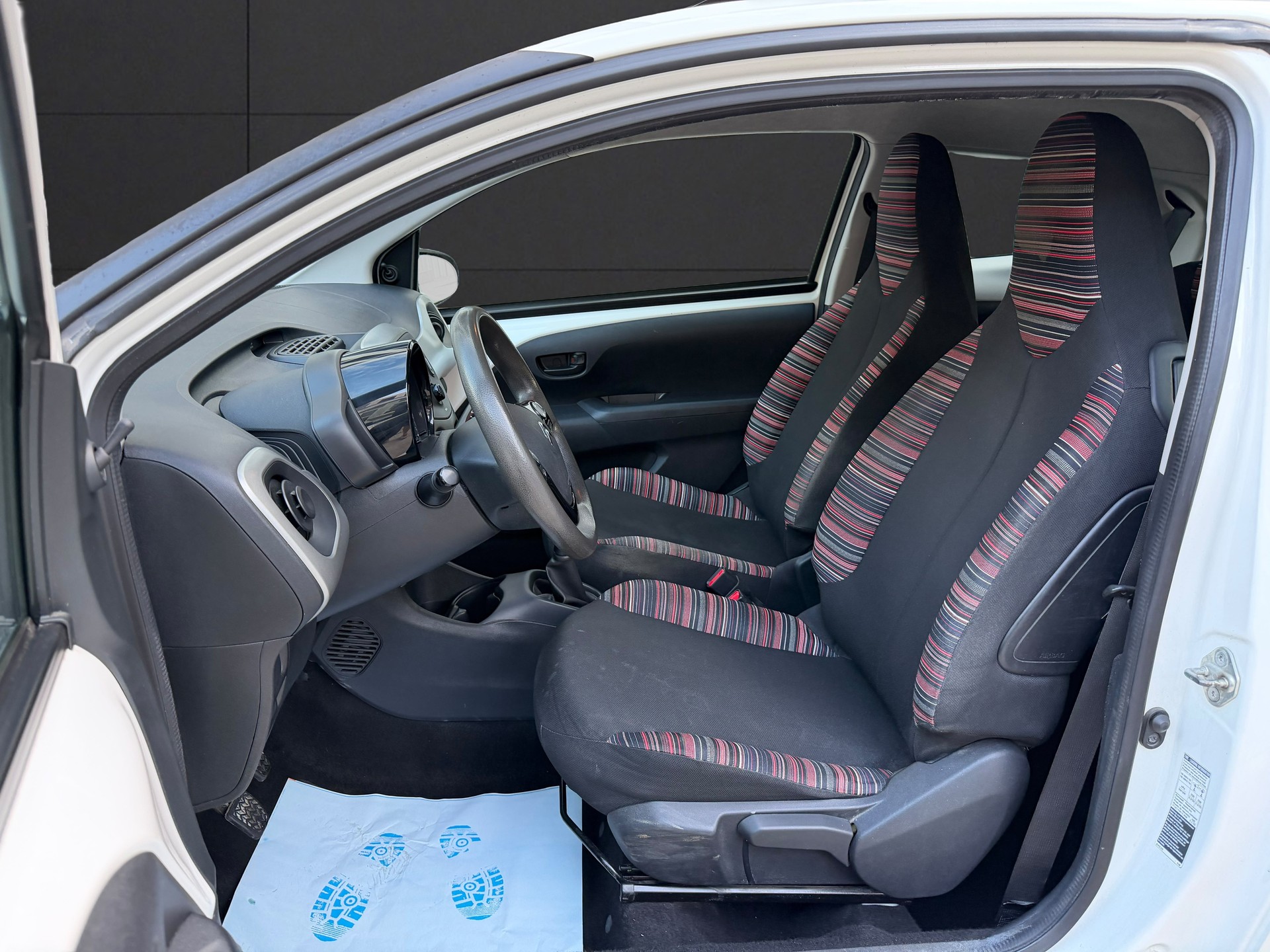 CITROEN C1 1.0 VTi Feel-image-14