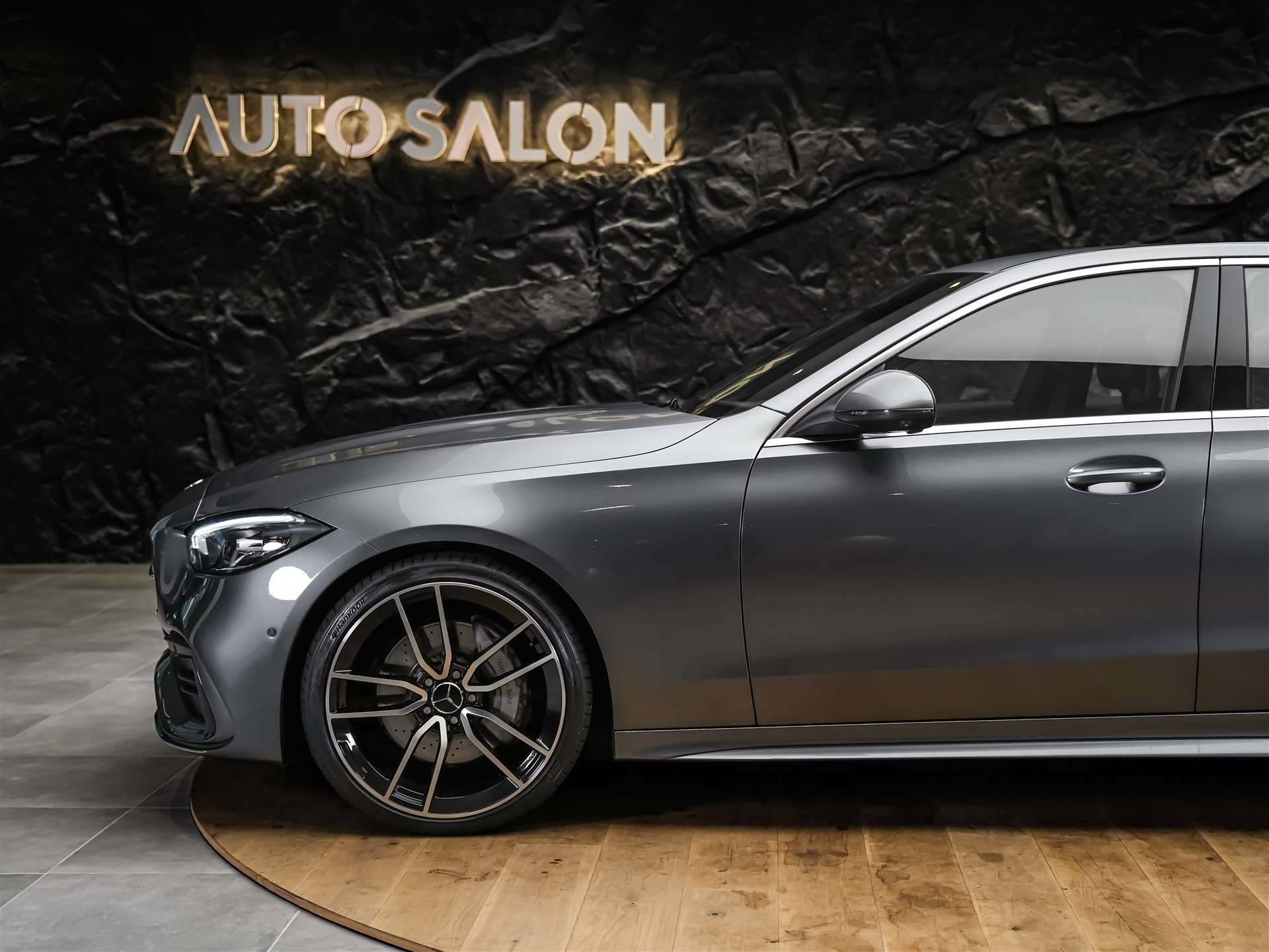 MERCEDES-BENZ C 300 d 4 Matic AMG Line *Werksgarantie*20" Felgen*-image-14