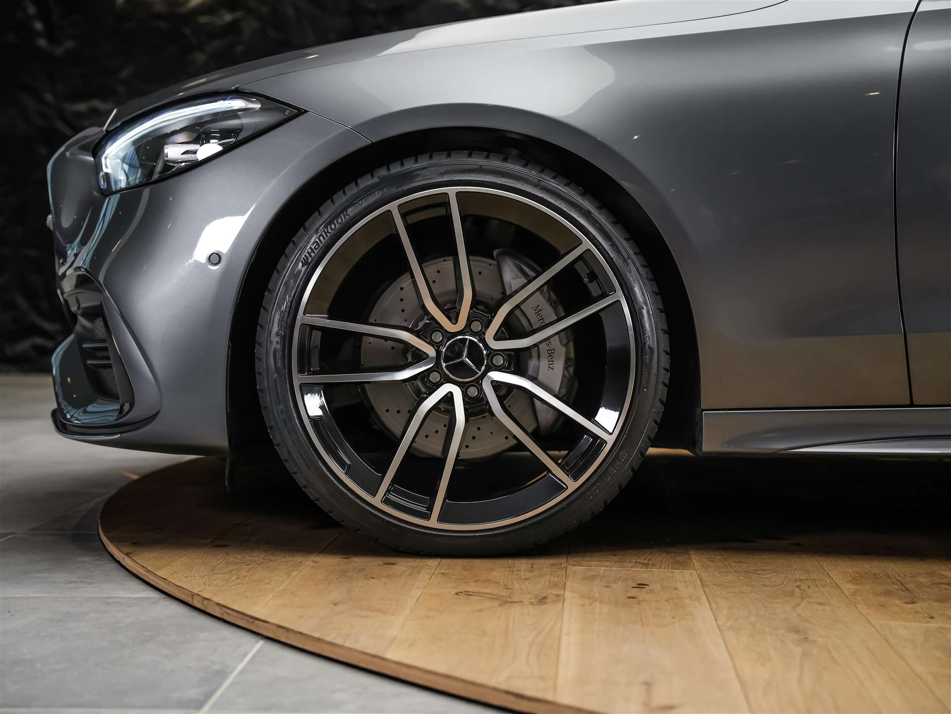 MERCEDES-BENZ C 300 d 4 Matic AMG Line *Werksgarantie*20" Felgen*-image-15