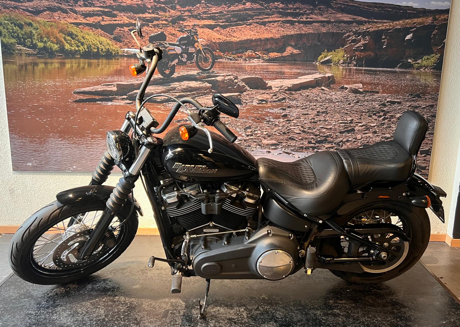 HARLEY-DAVIDSON FXBB Street Bob 107 ABS-image-3