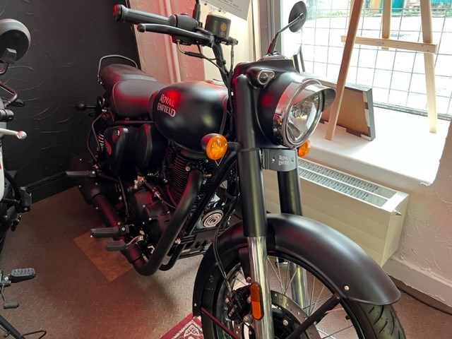 ROYAL ENFIELD Classic 350 Dark