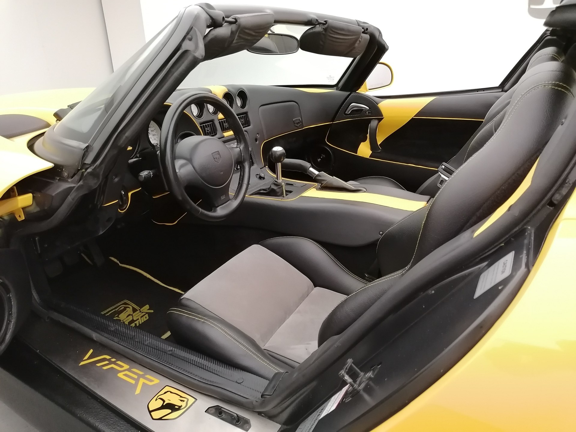 DODGE Viper RT/10 Targa-image-13