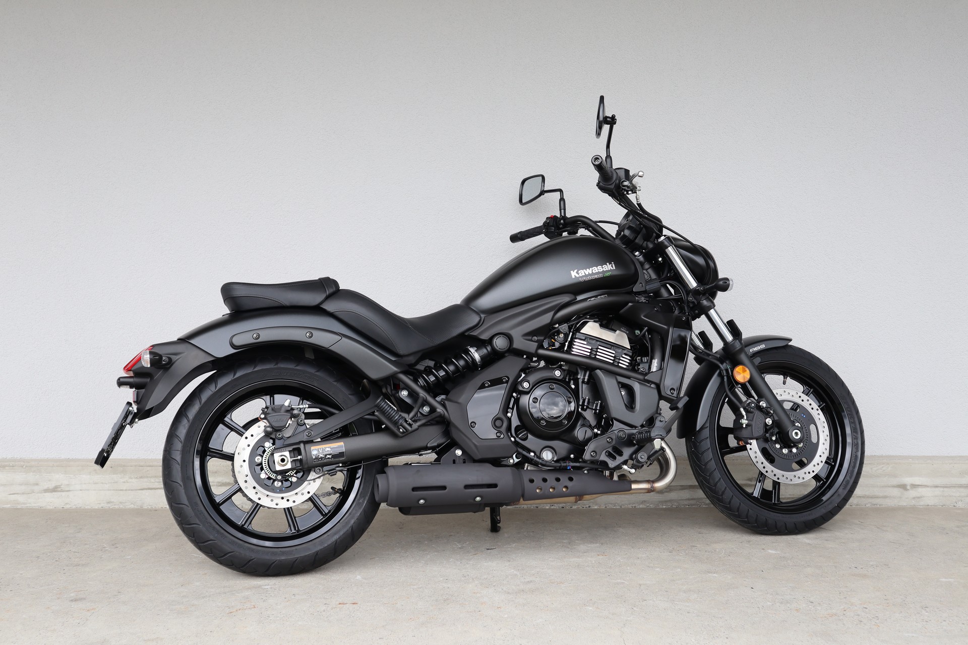 KAWASAKI Vulcan S-image-1