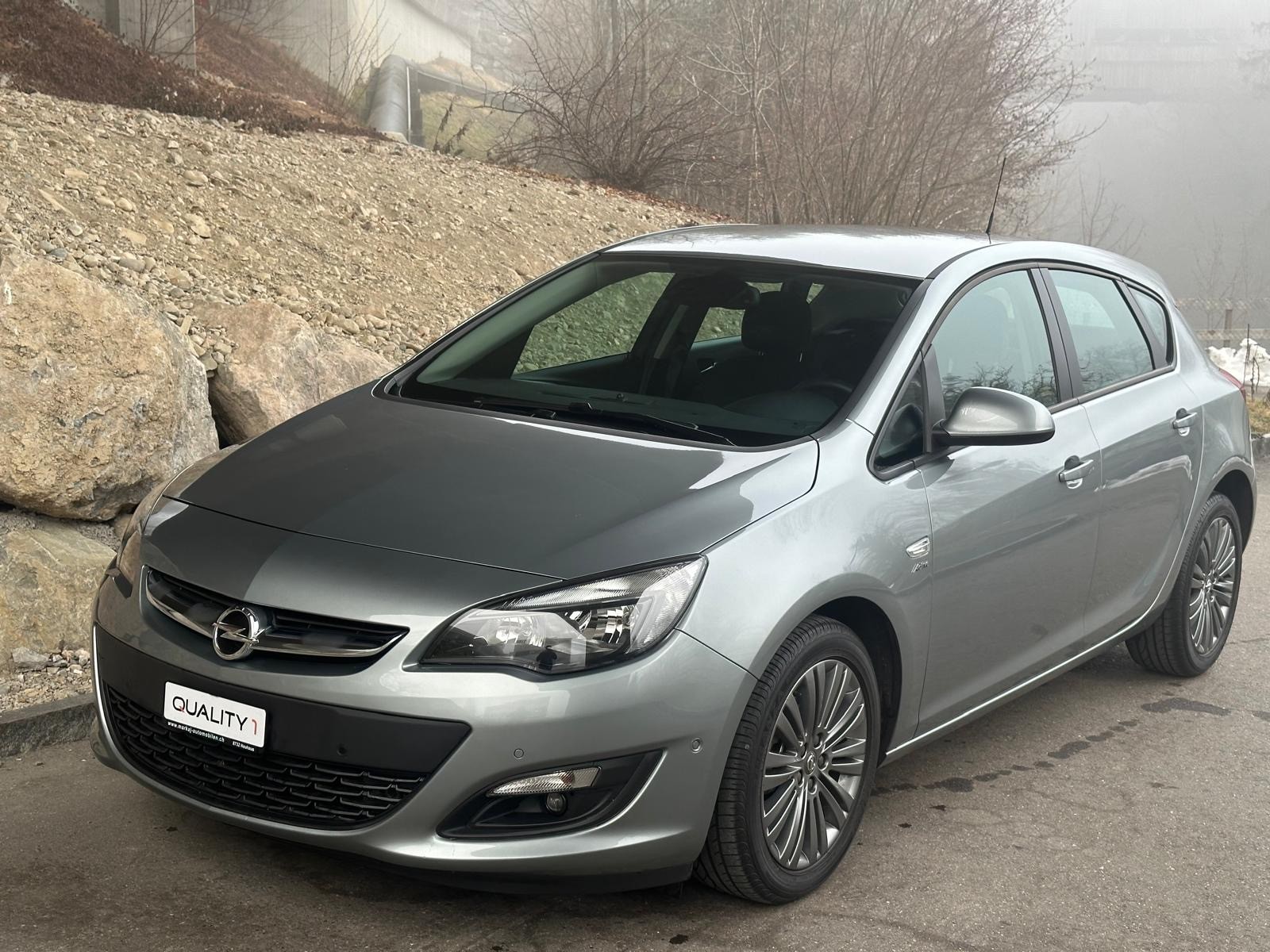 OPEL Astra 1.4i 16V Turbo Active Edition Automatic