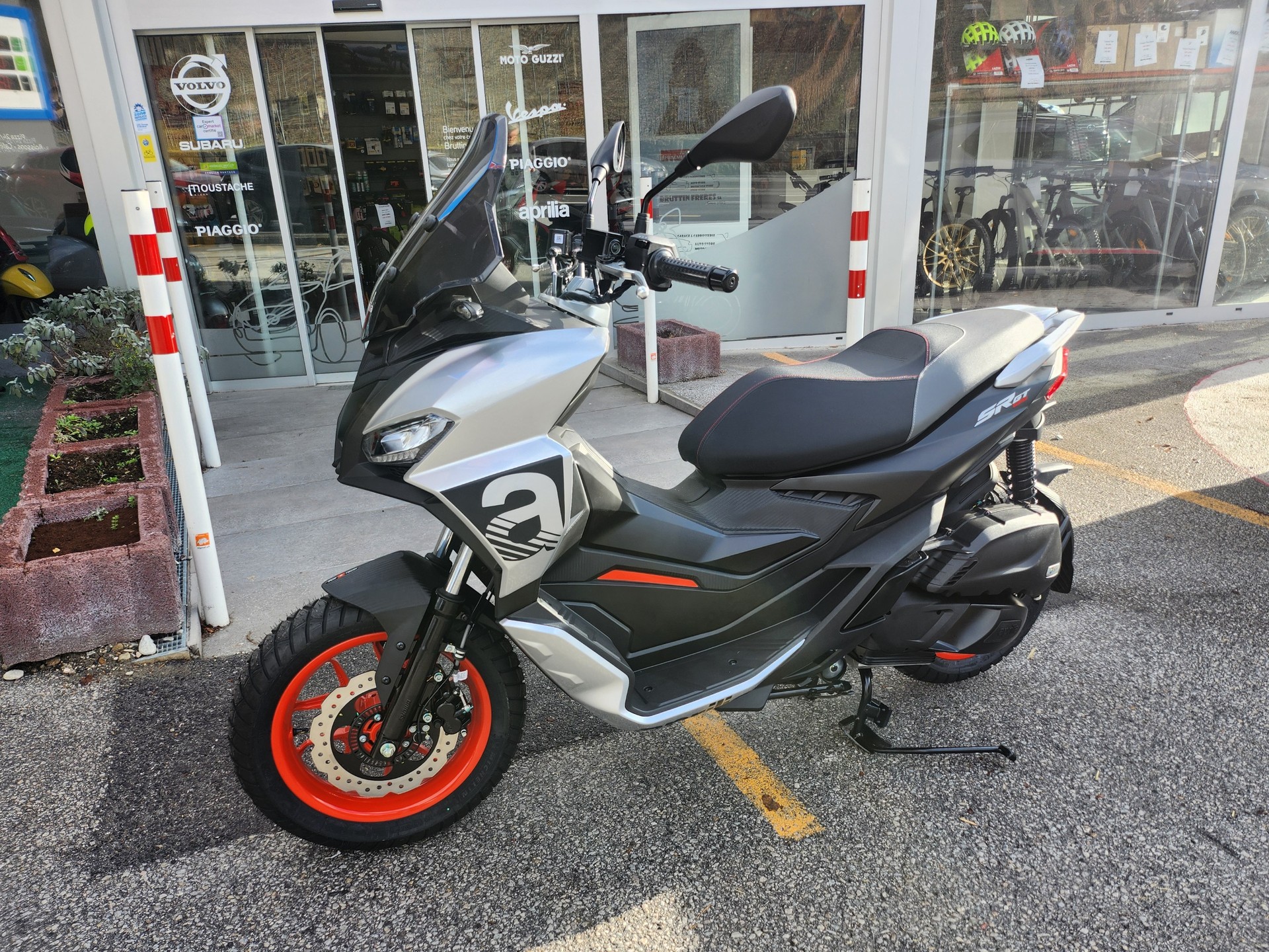 APRILIA SR 125 GT Sport CBS-image-0