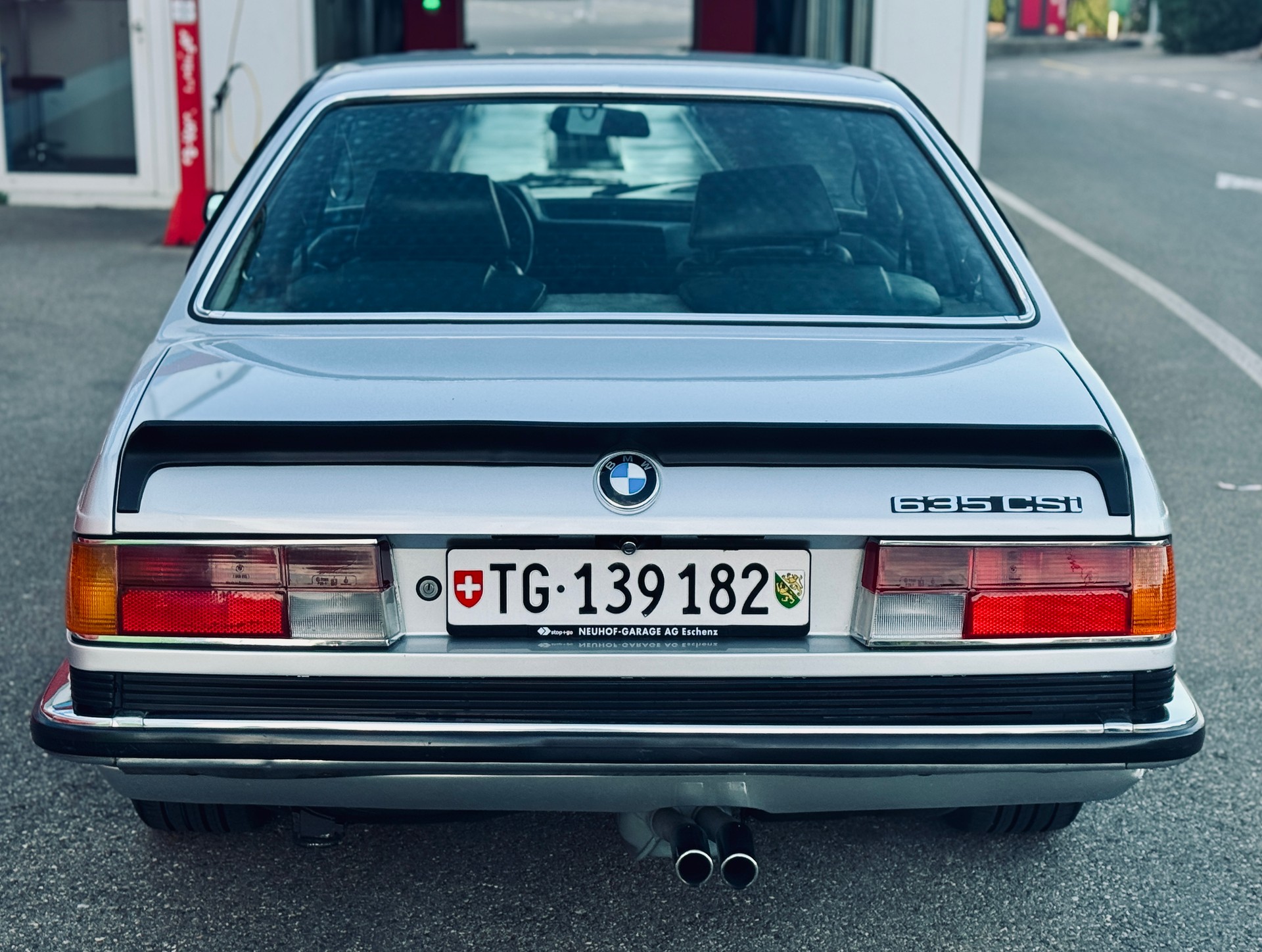 BMW 635csi-image-3